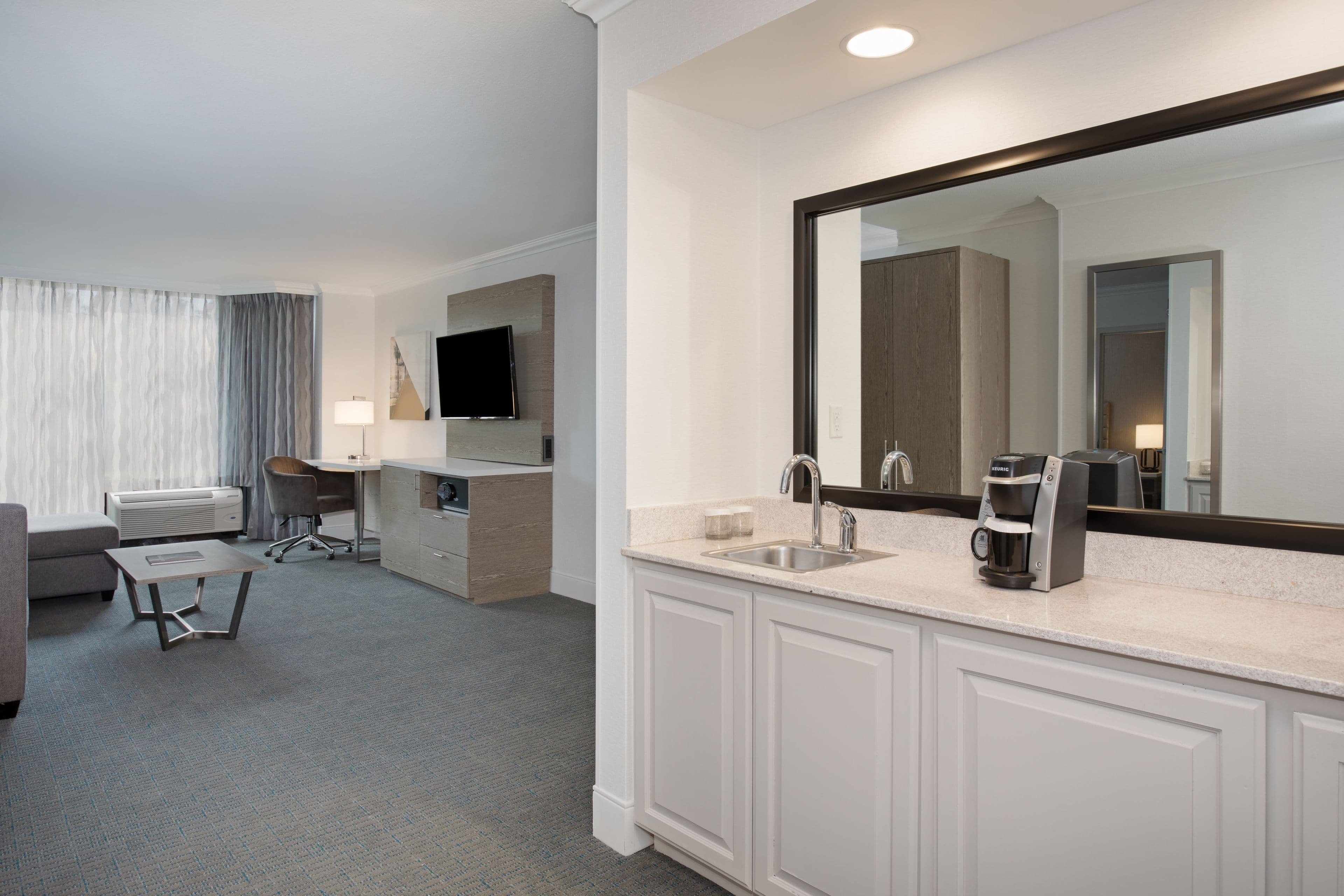 Crowne Plaza Costa Mesa Orange County — 11