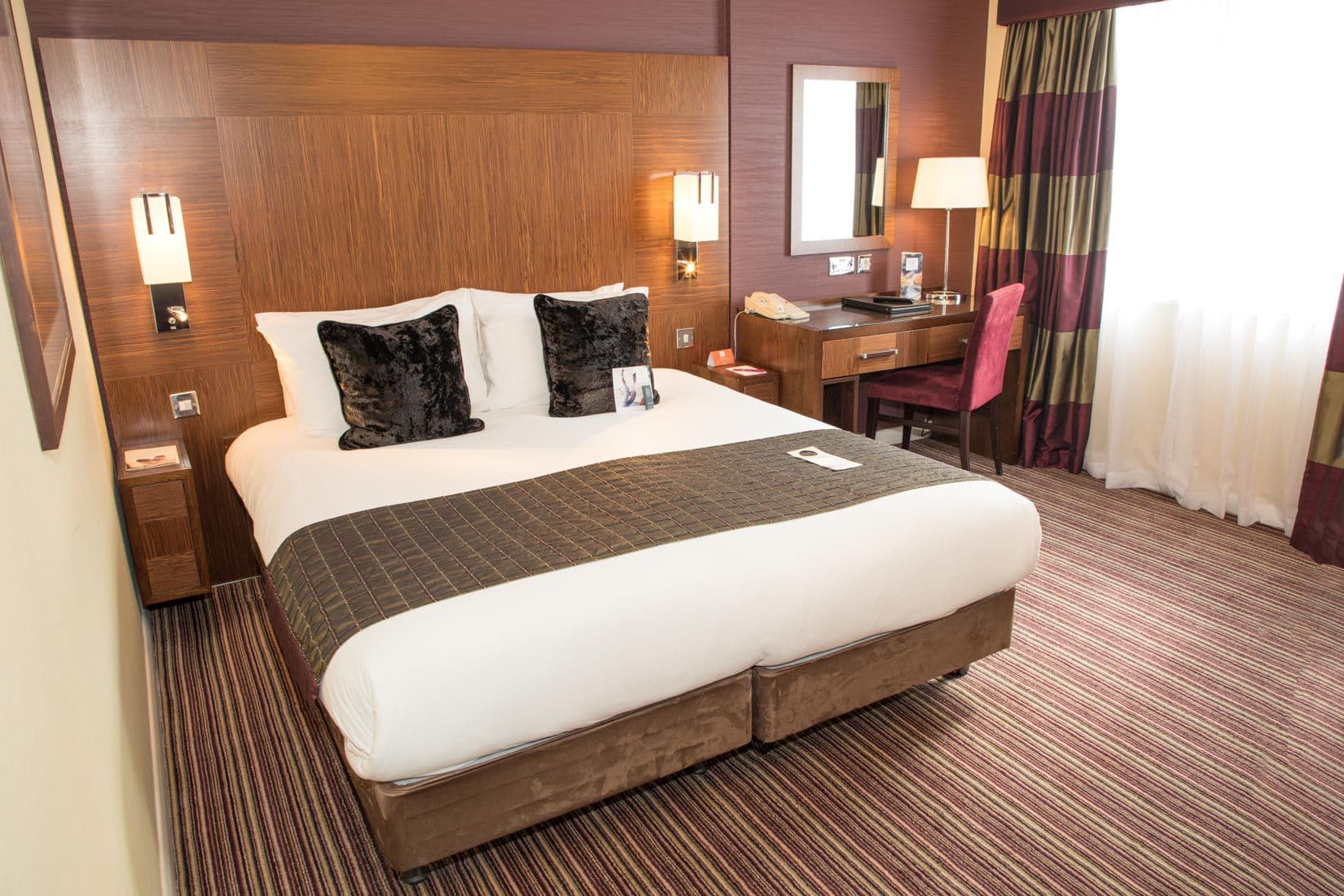 Crowne Plaza London - Gatwick Airport - Image 2
