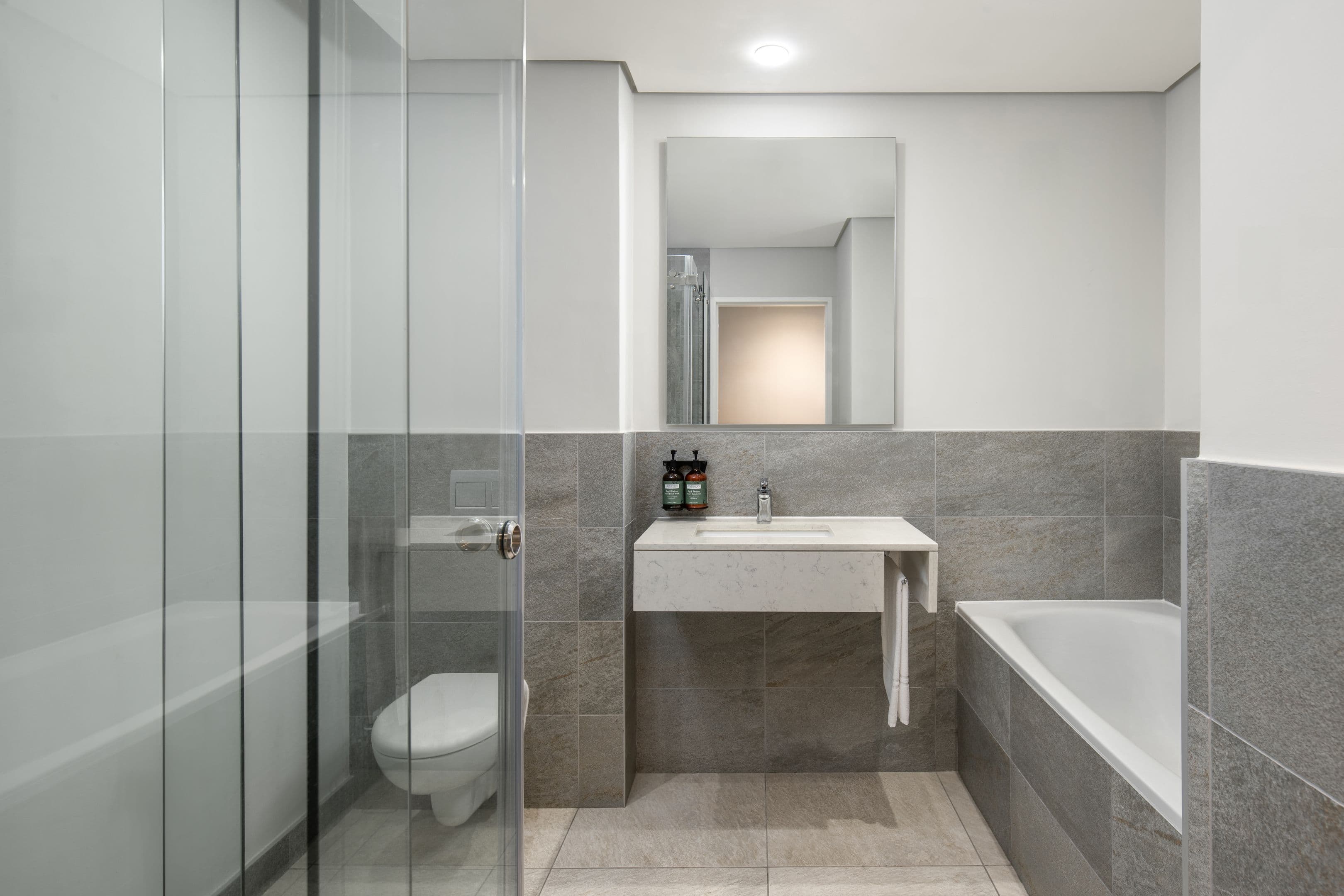 Crowne Plaza Dar Es Salaam — 15