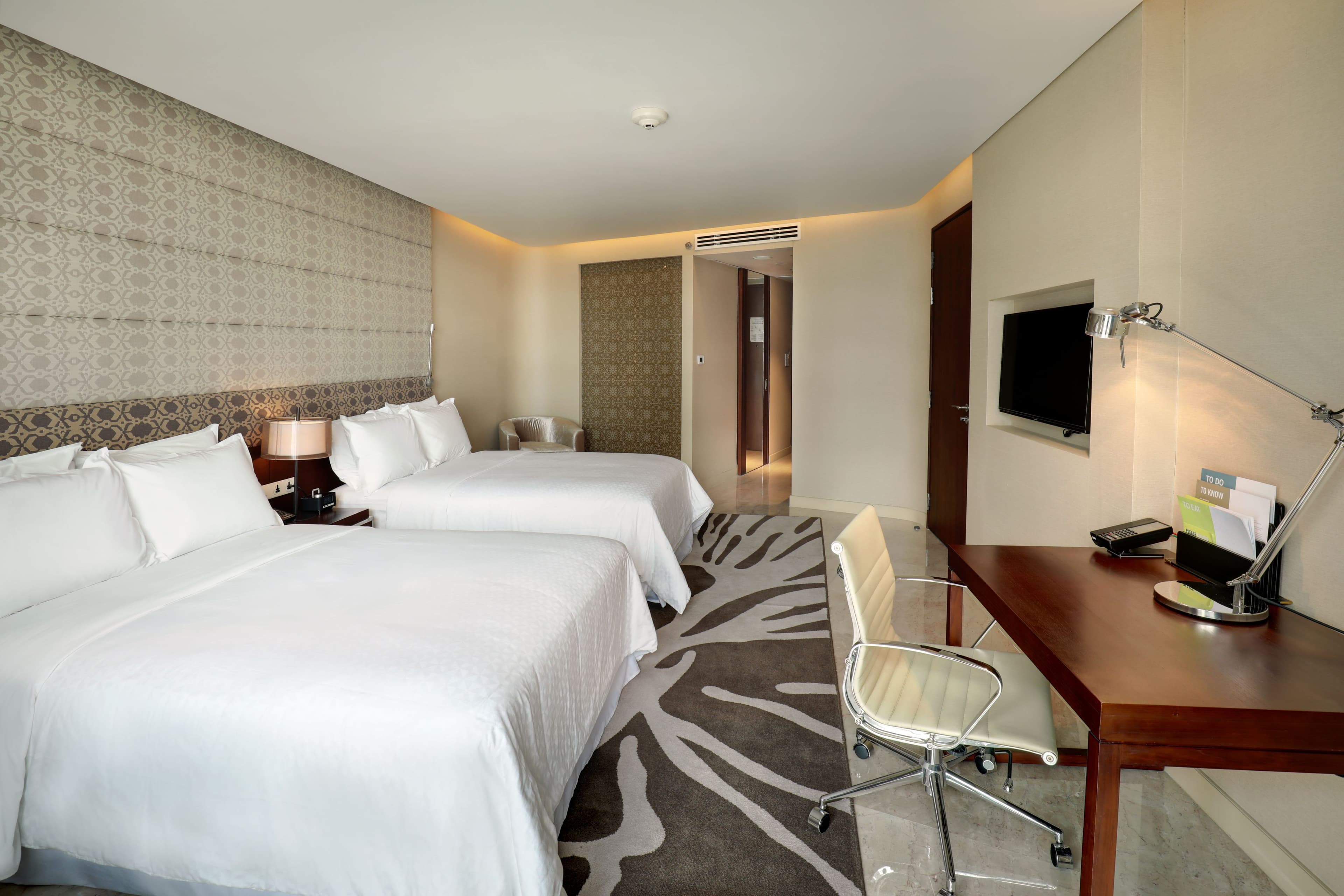 Crowne Plaza Dhaka Gulshan — 27