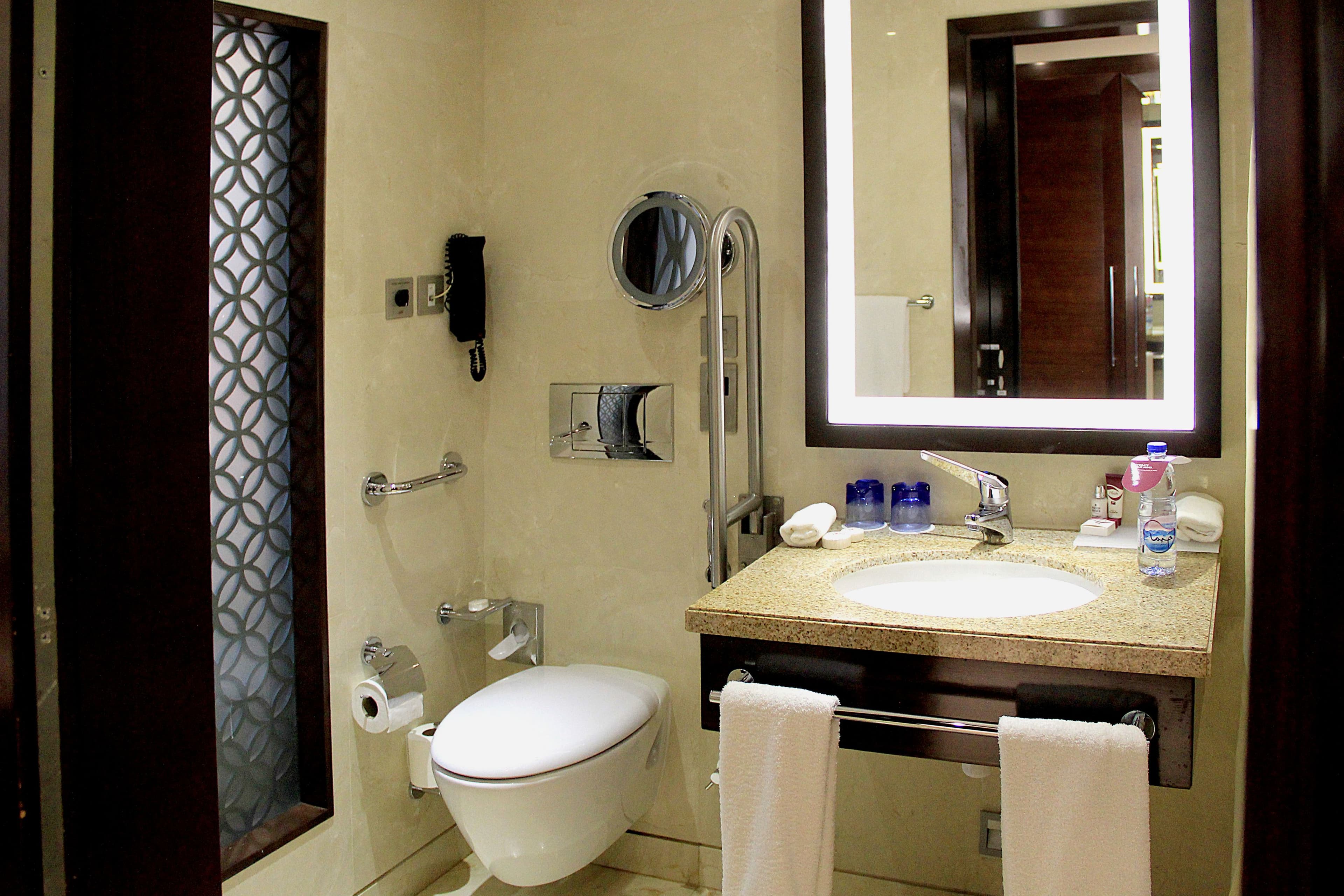 Crowne Plaza Dubai - Deira — 16
