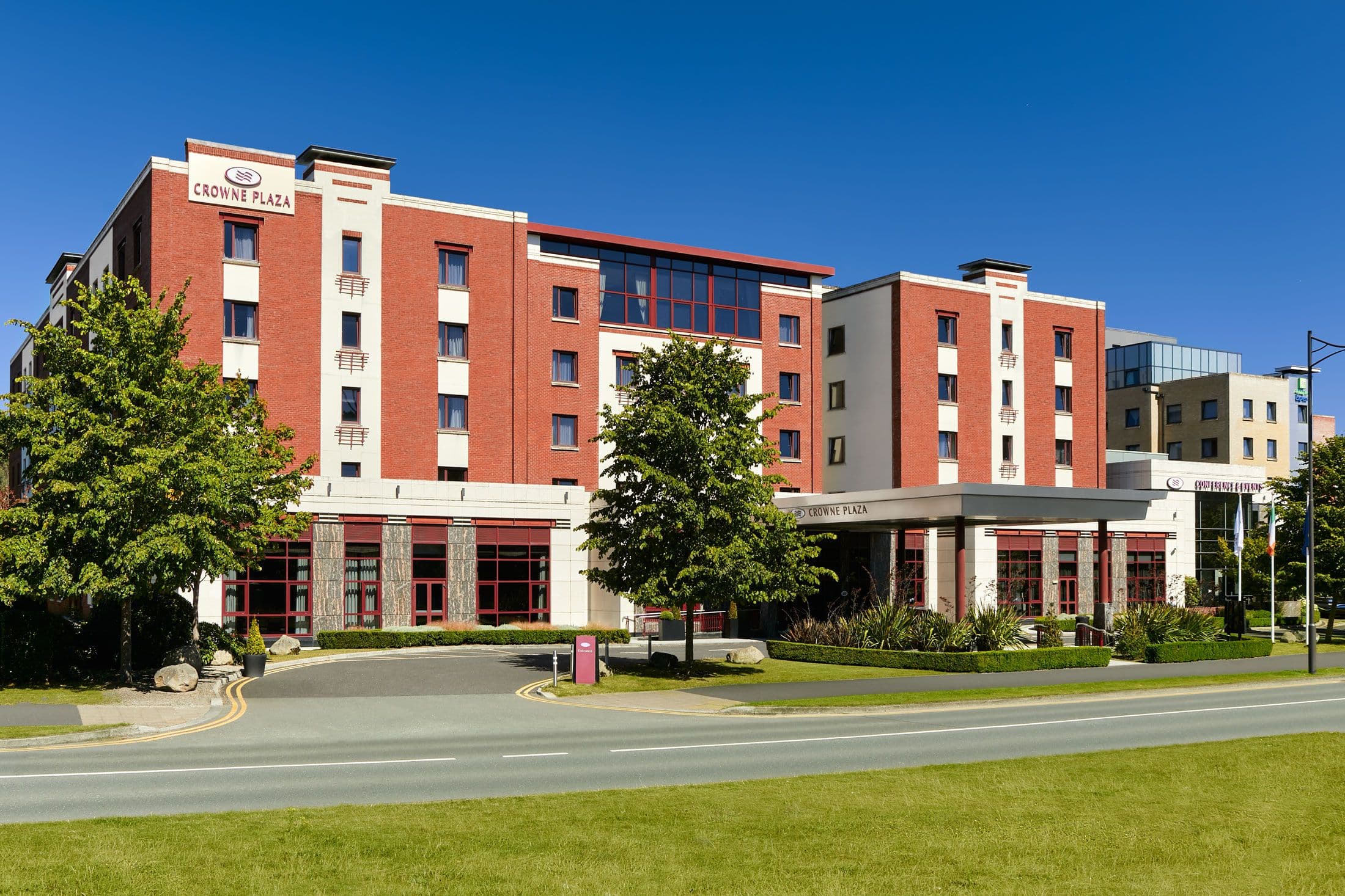 Crowne Plaza Dublin Airport - Image 1