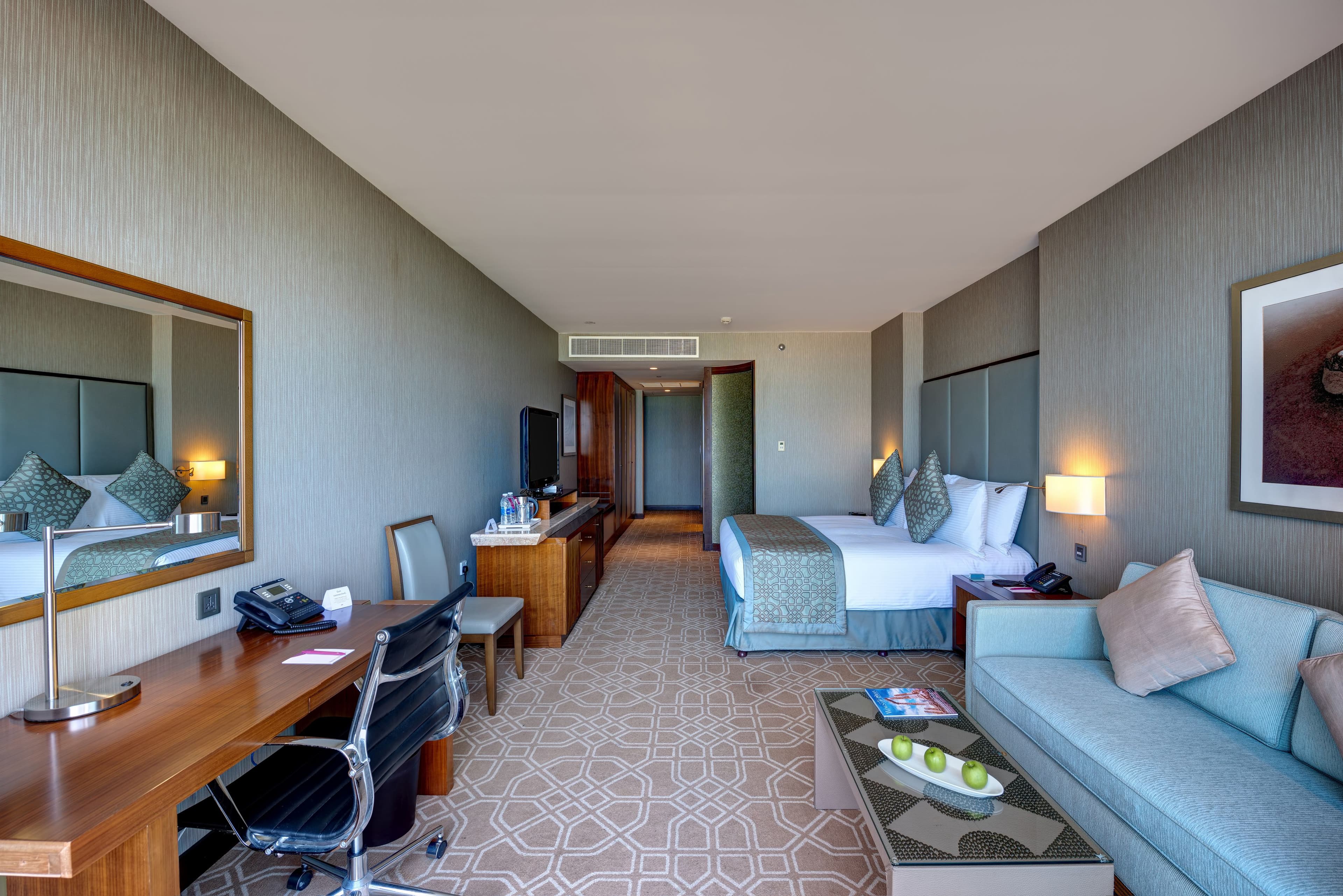 Crowne Plaza Duqm — 8