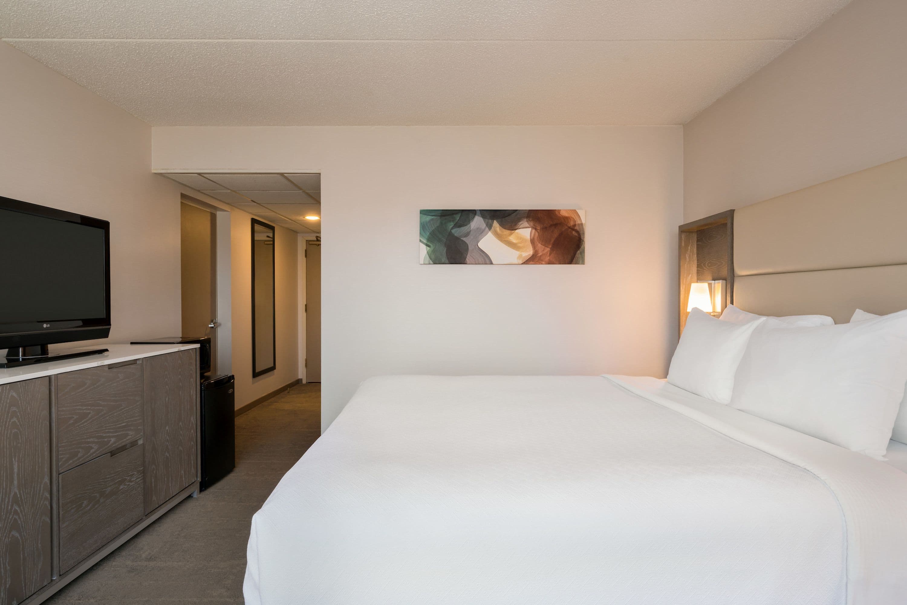 Crowne Plaza Englewood - Image 3