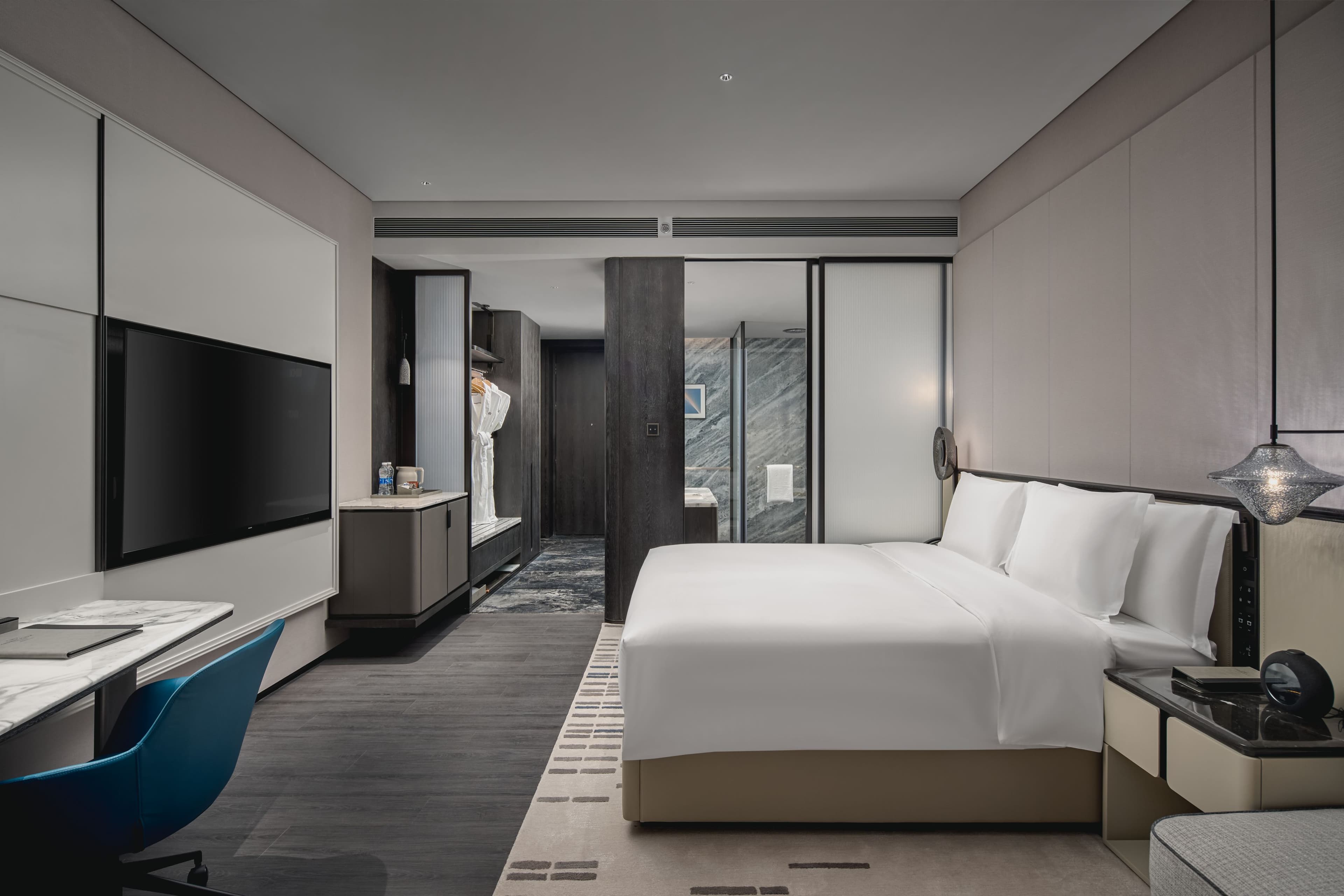 Crowne Plaza Ezhou - Image 5