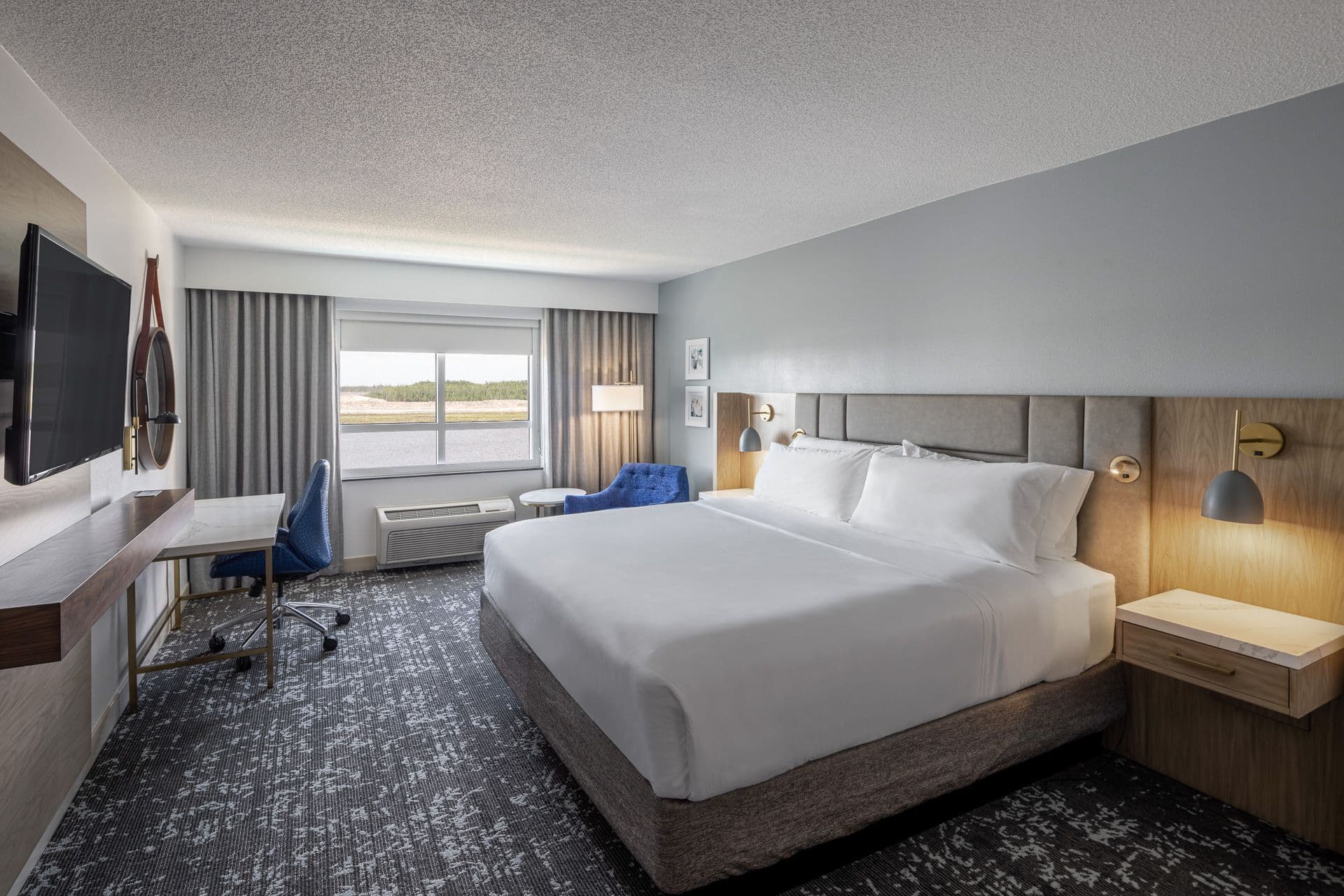 Crowne Plaza Ft. Myers Gulf Coast — 12