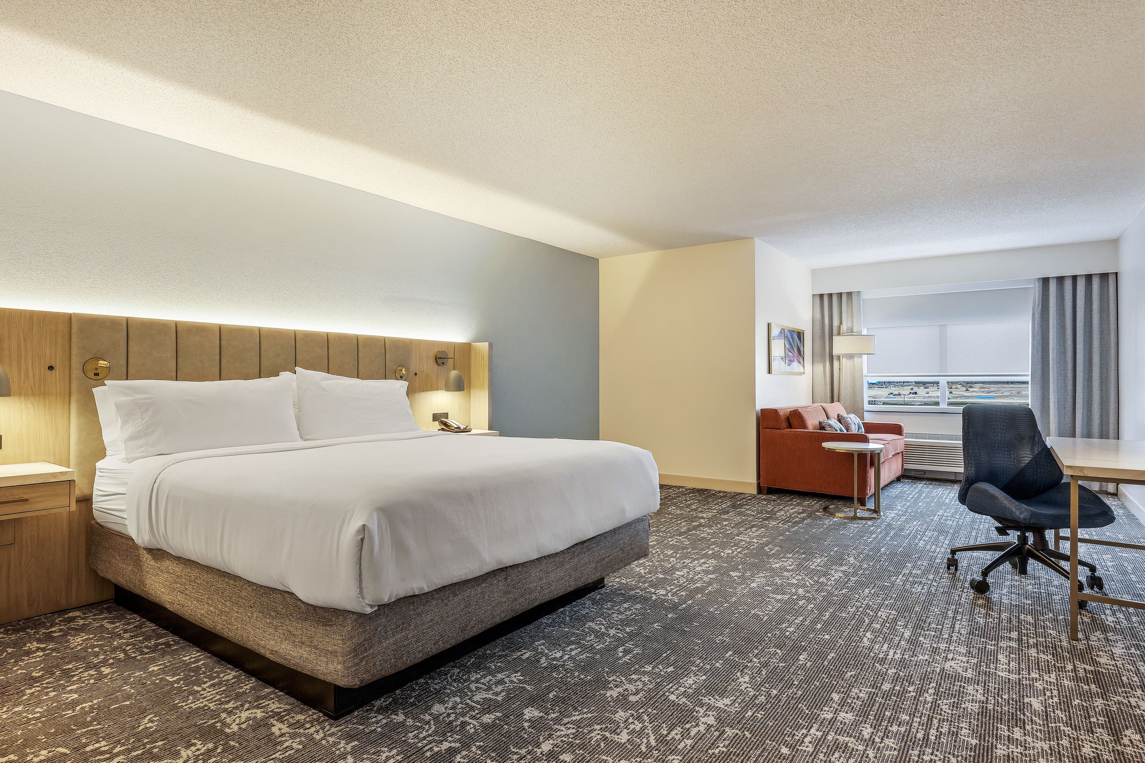 Crowne Plaza Ft. Myers Gulf Coast — 31