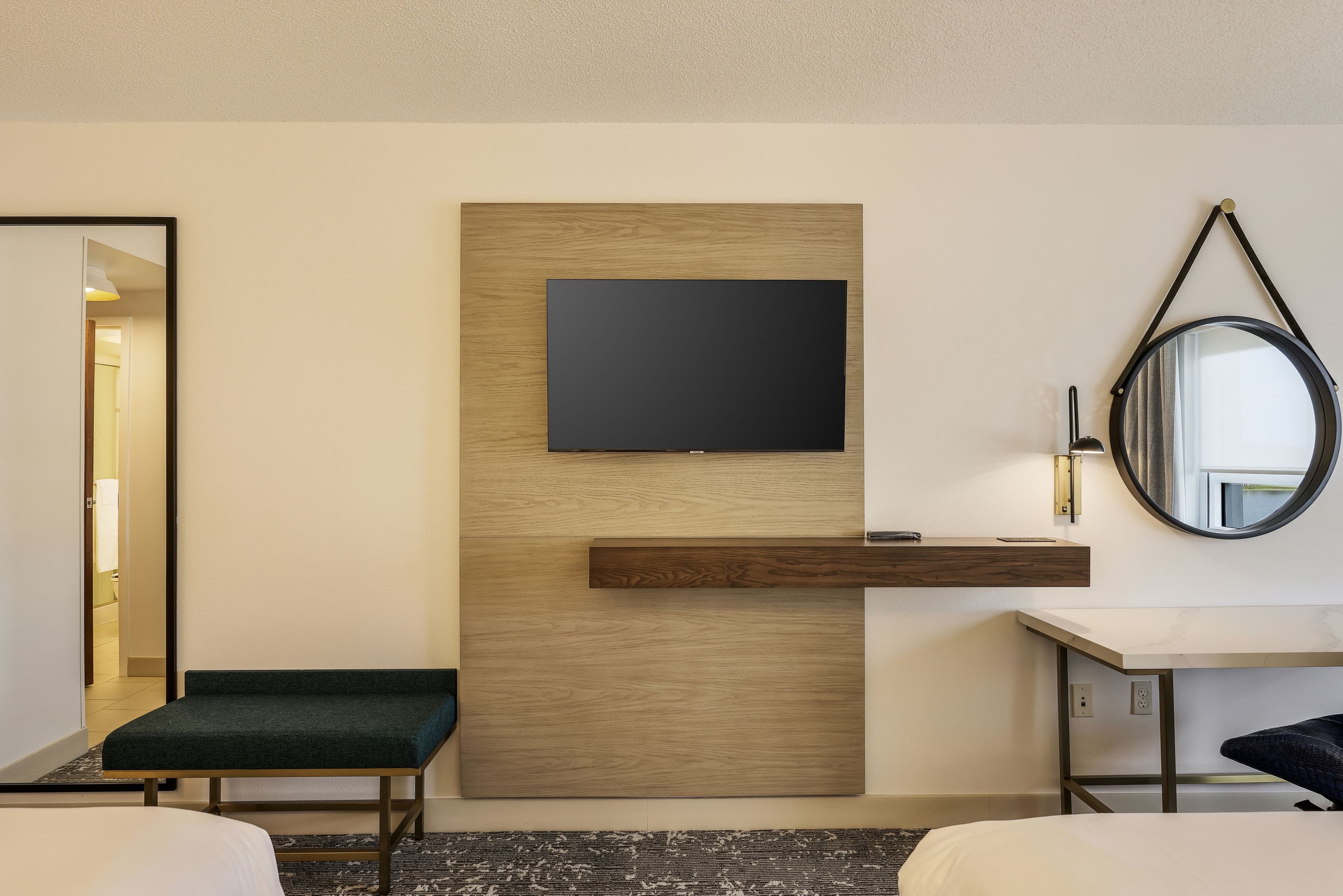 Crowne Plaza Ft. Myers Gulf Coast — 41