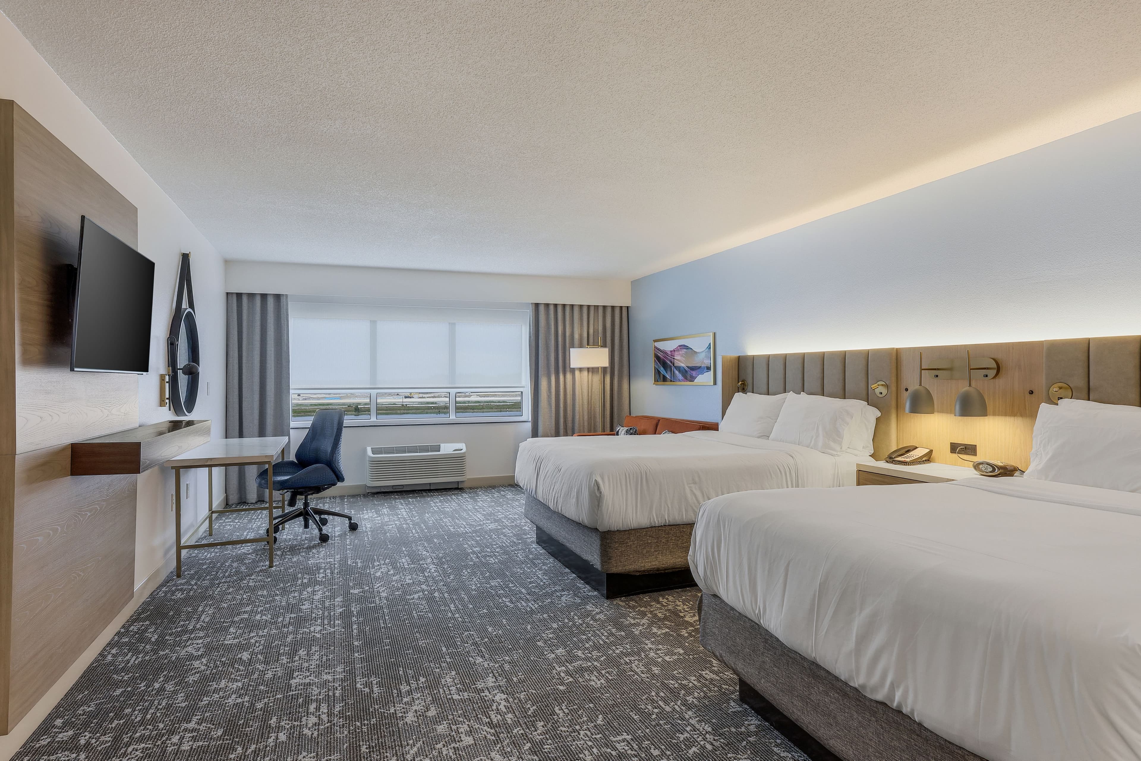 Crowne Plaza Ft. Myers Gulf Coast — 56
