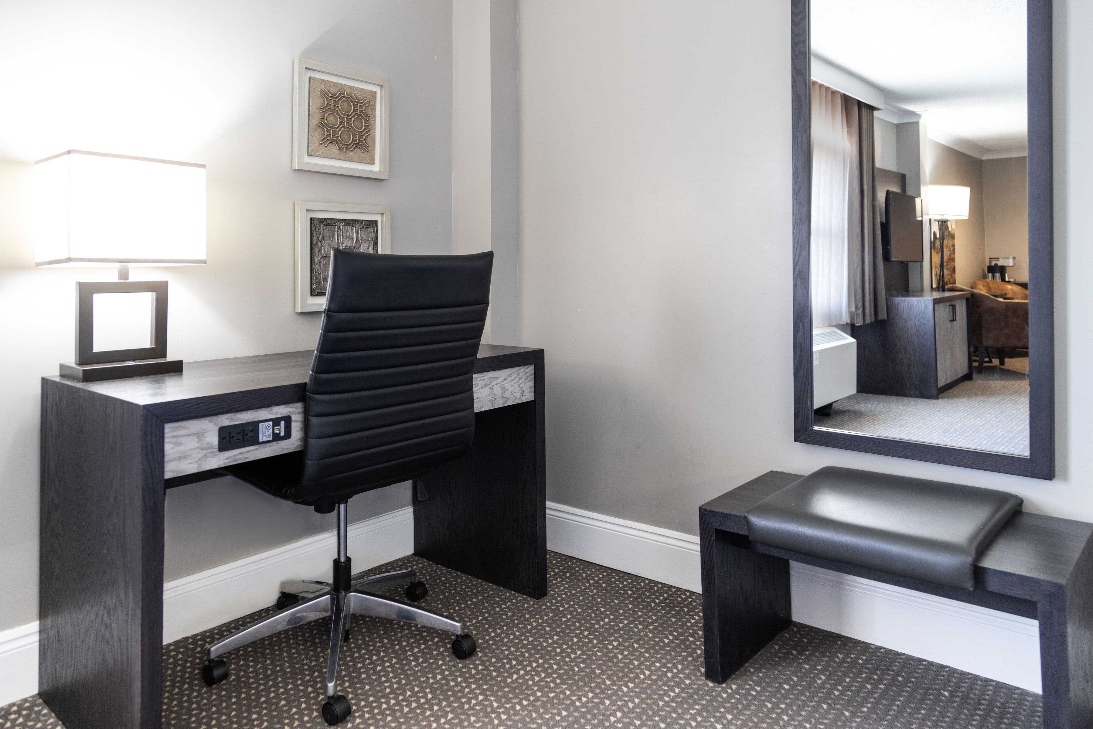Crowne Plaza Fredericton-Lord Beaverbrook - Image 2