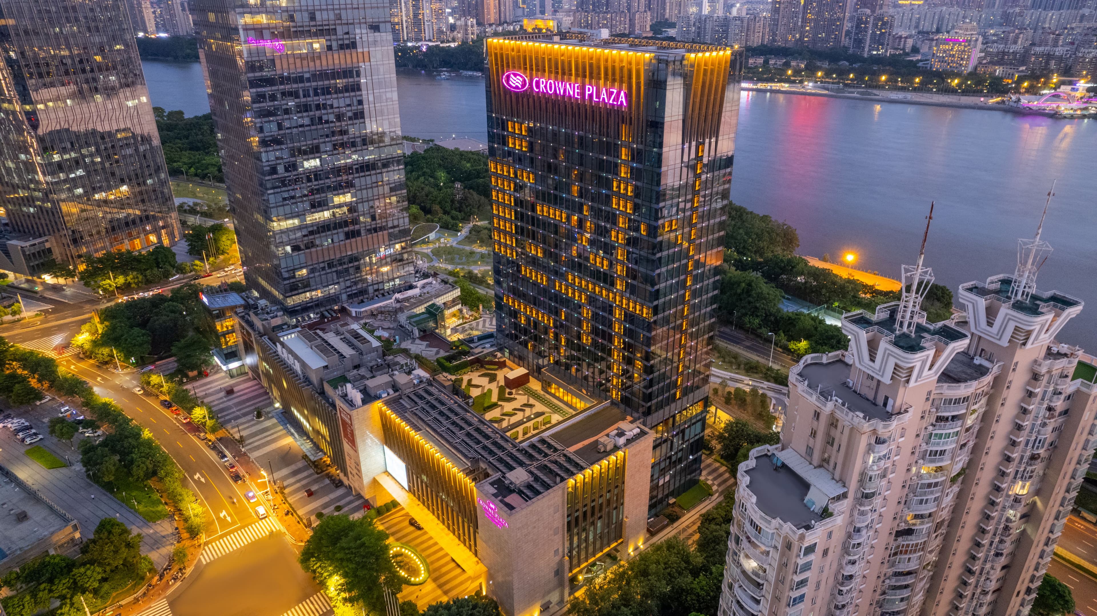 Crowne Plaza Fuzhou Riverside - Image 1