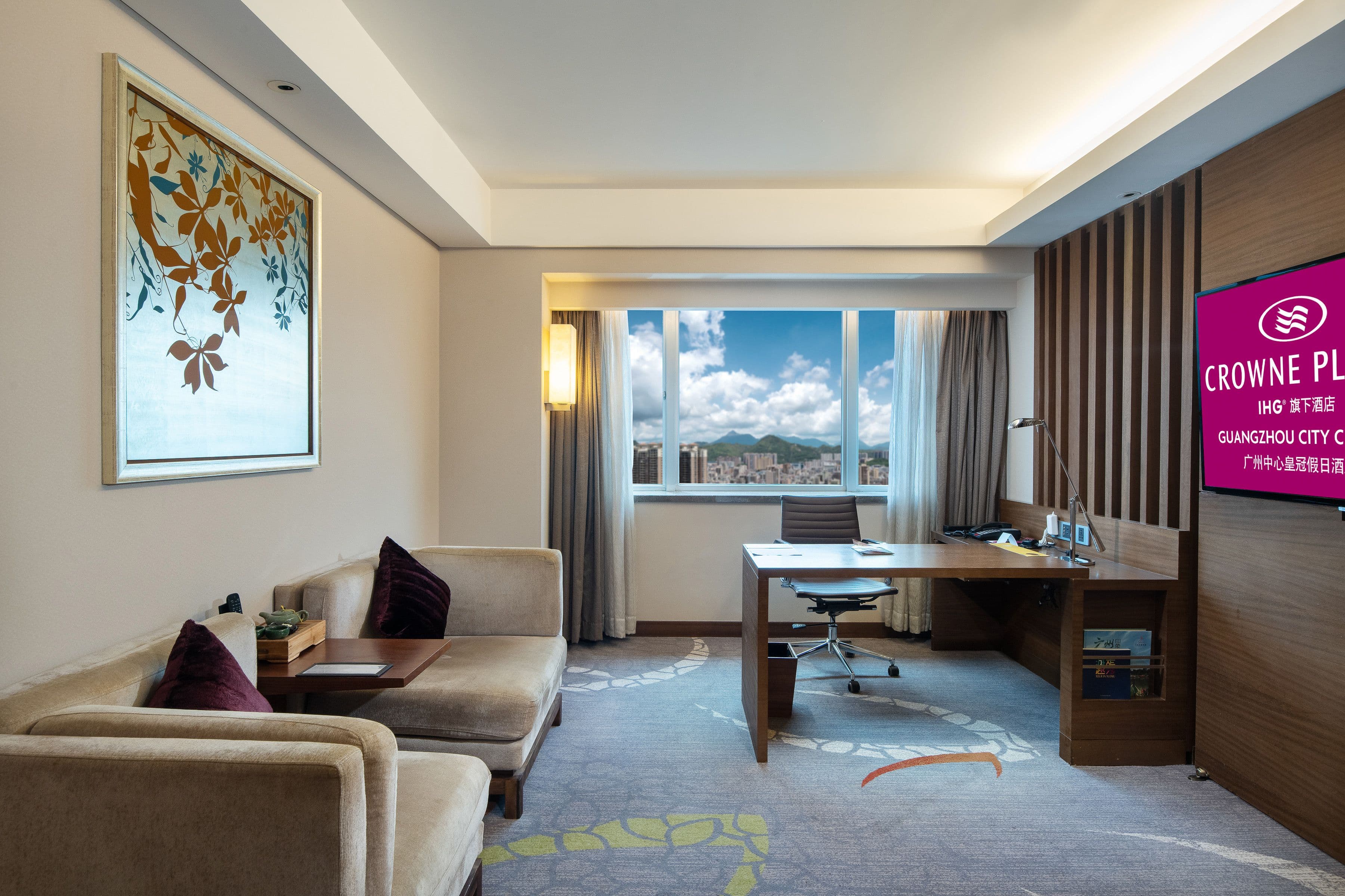 Crowne Plaza Guangzhou City Centre - Image 2