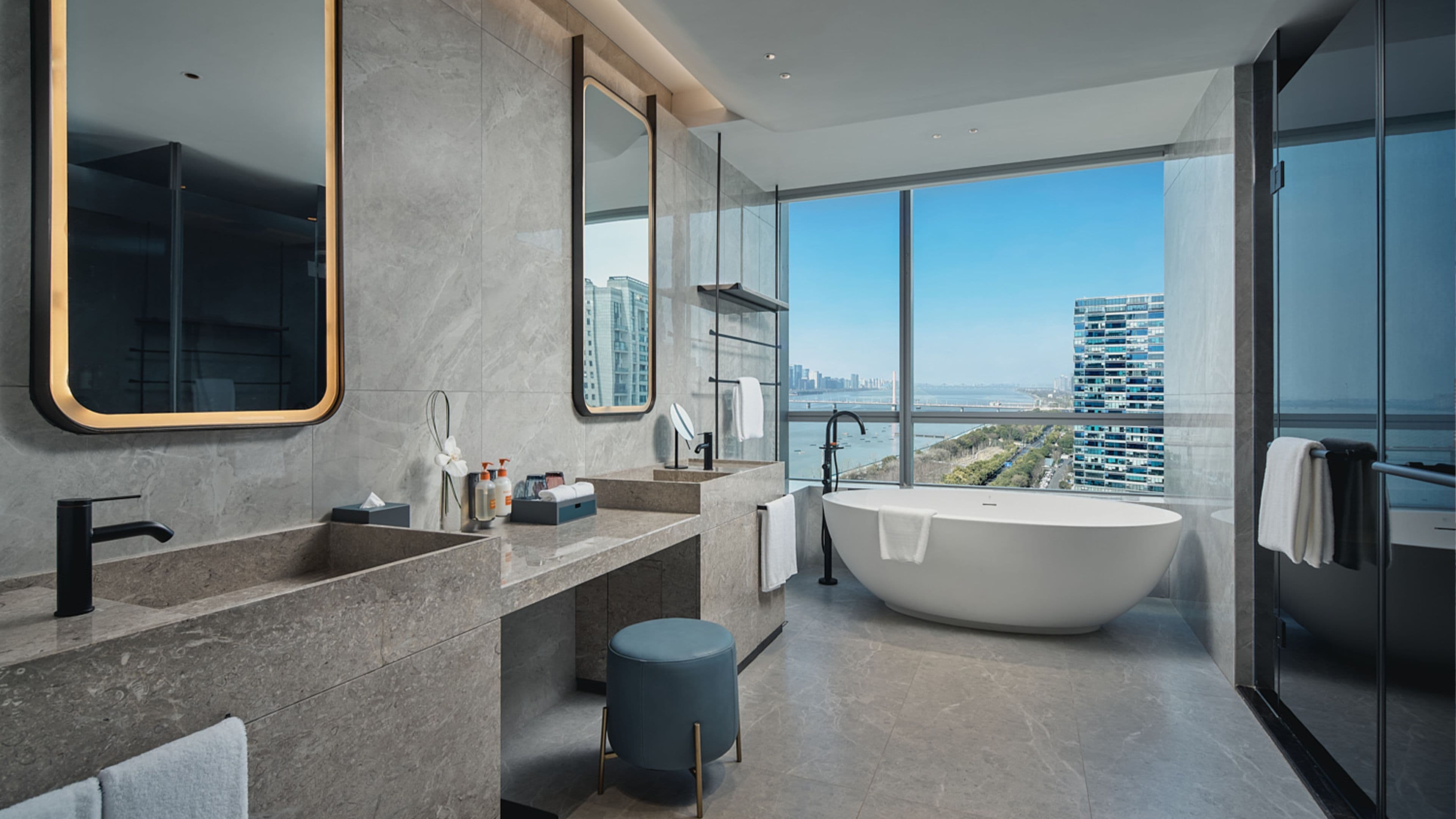 Crowne Plaza Hangzhou Riverside — 9