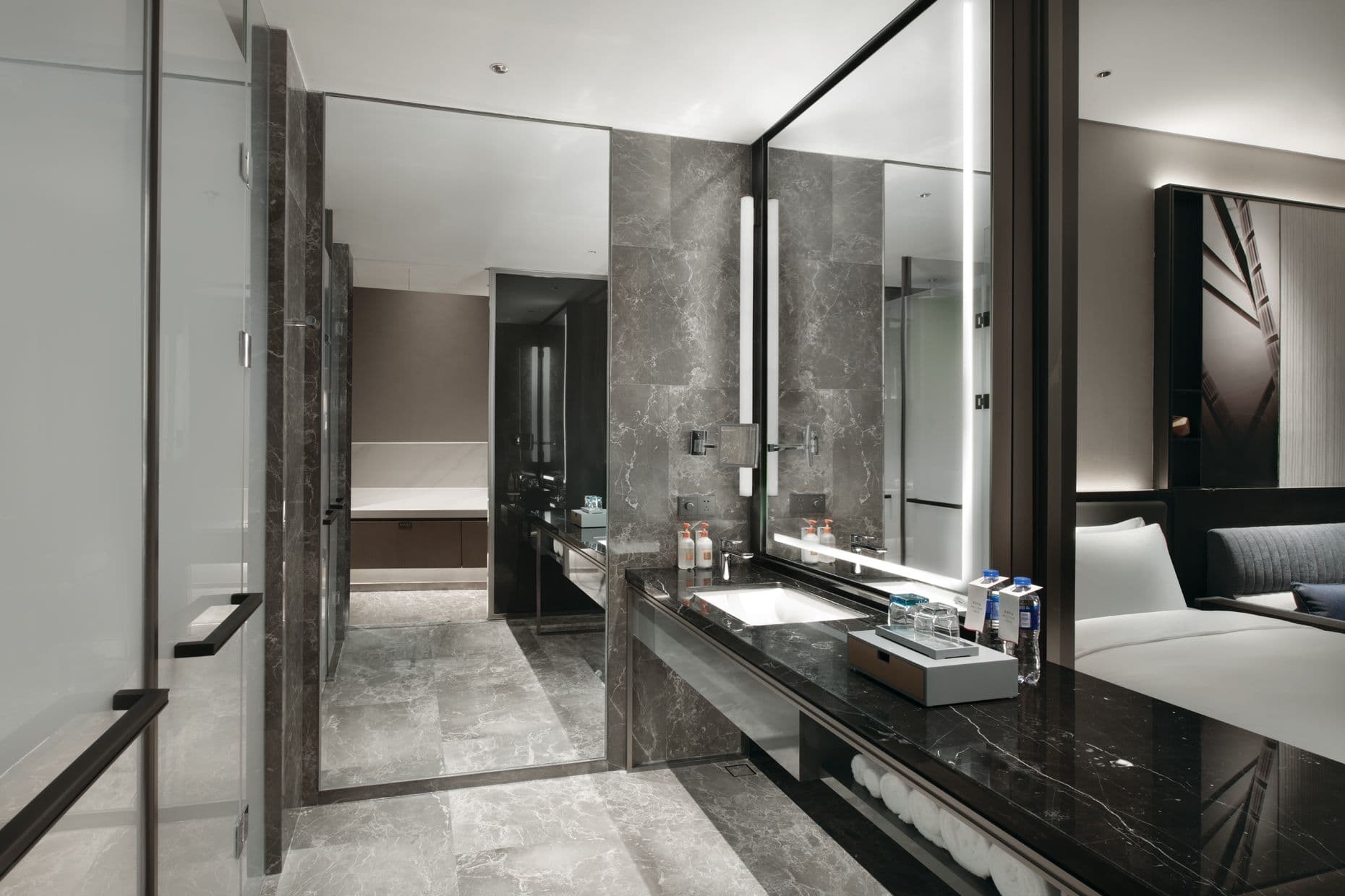 Crowne Plaza Hangzhou Science City - Image 5