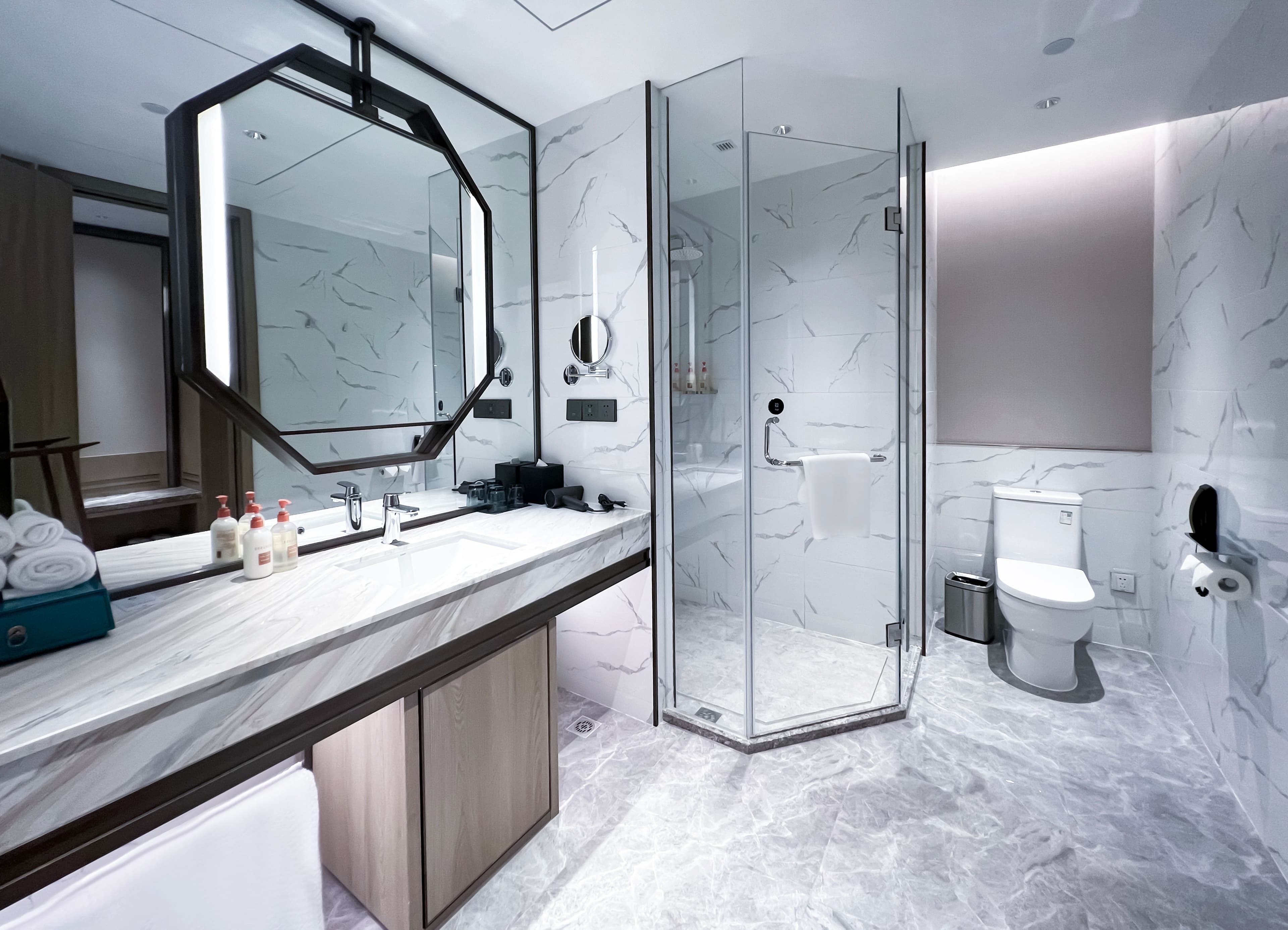 Crowne Plaza Hangzhou Linping - Image 5
