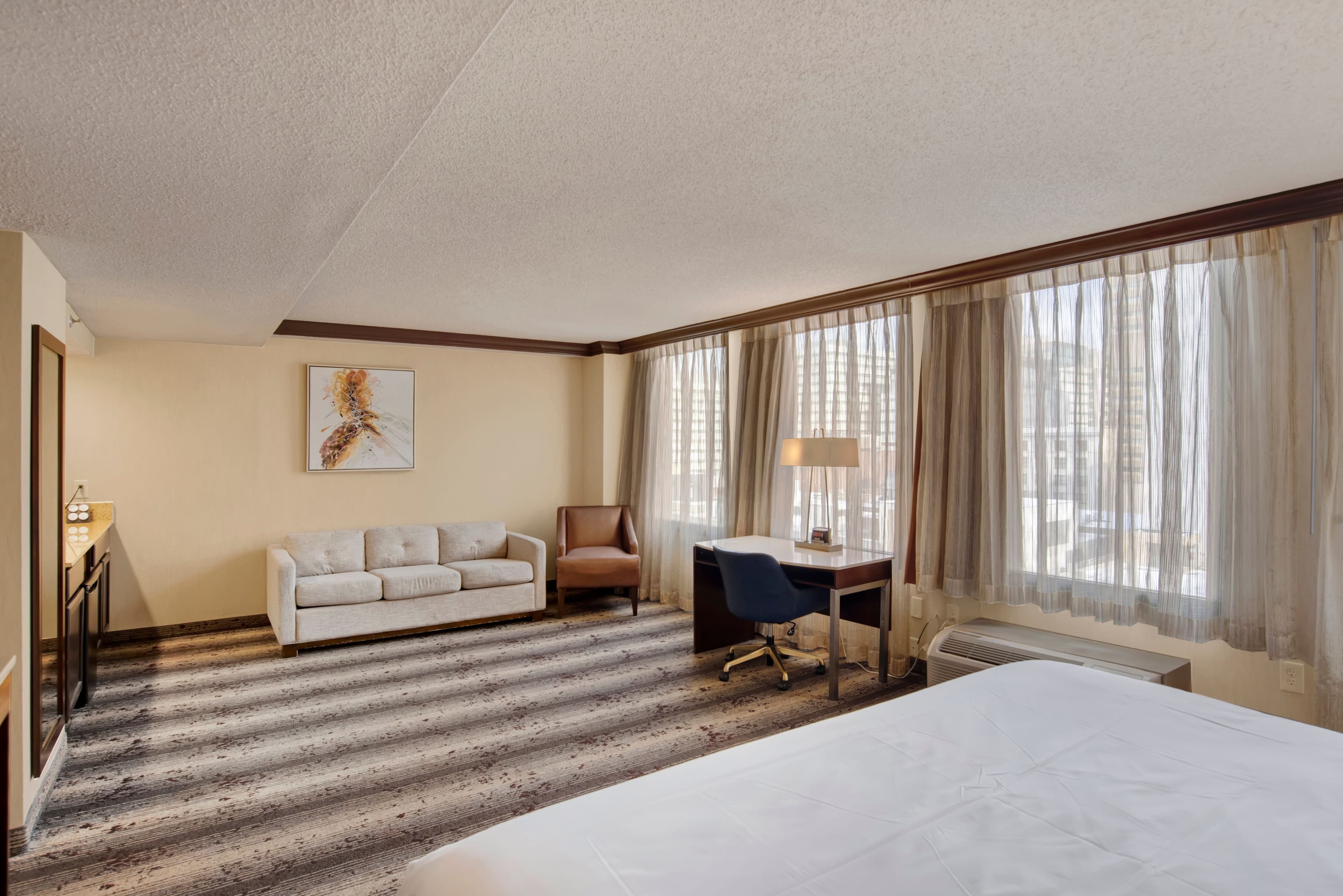 Crowne Plaza Harrisburg-Hershey - Image 5
