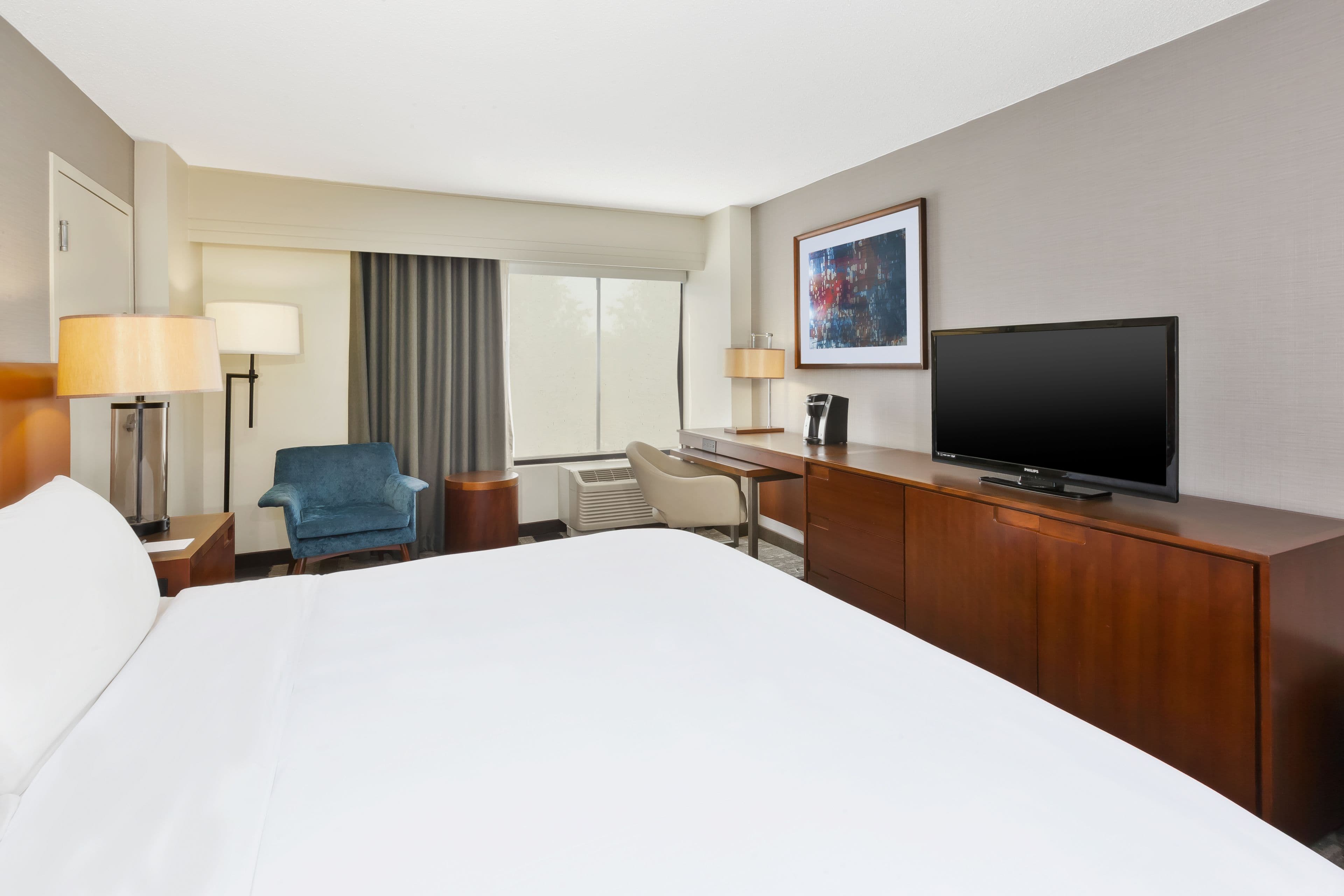 Crowne Plaza Dulles Airport — 11