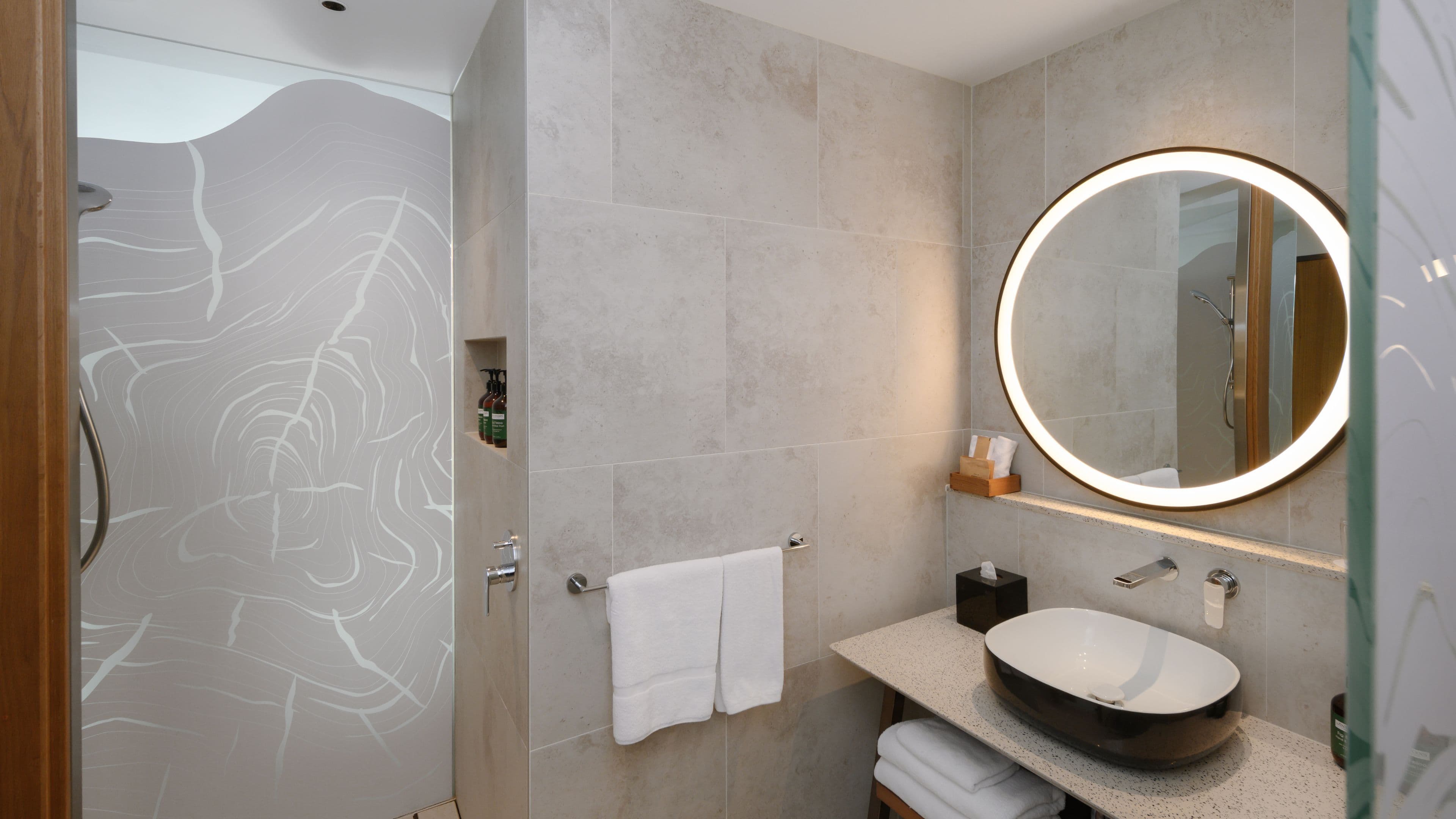 Standard Room - Image 6