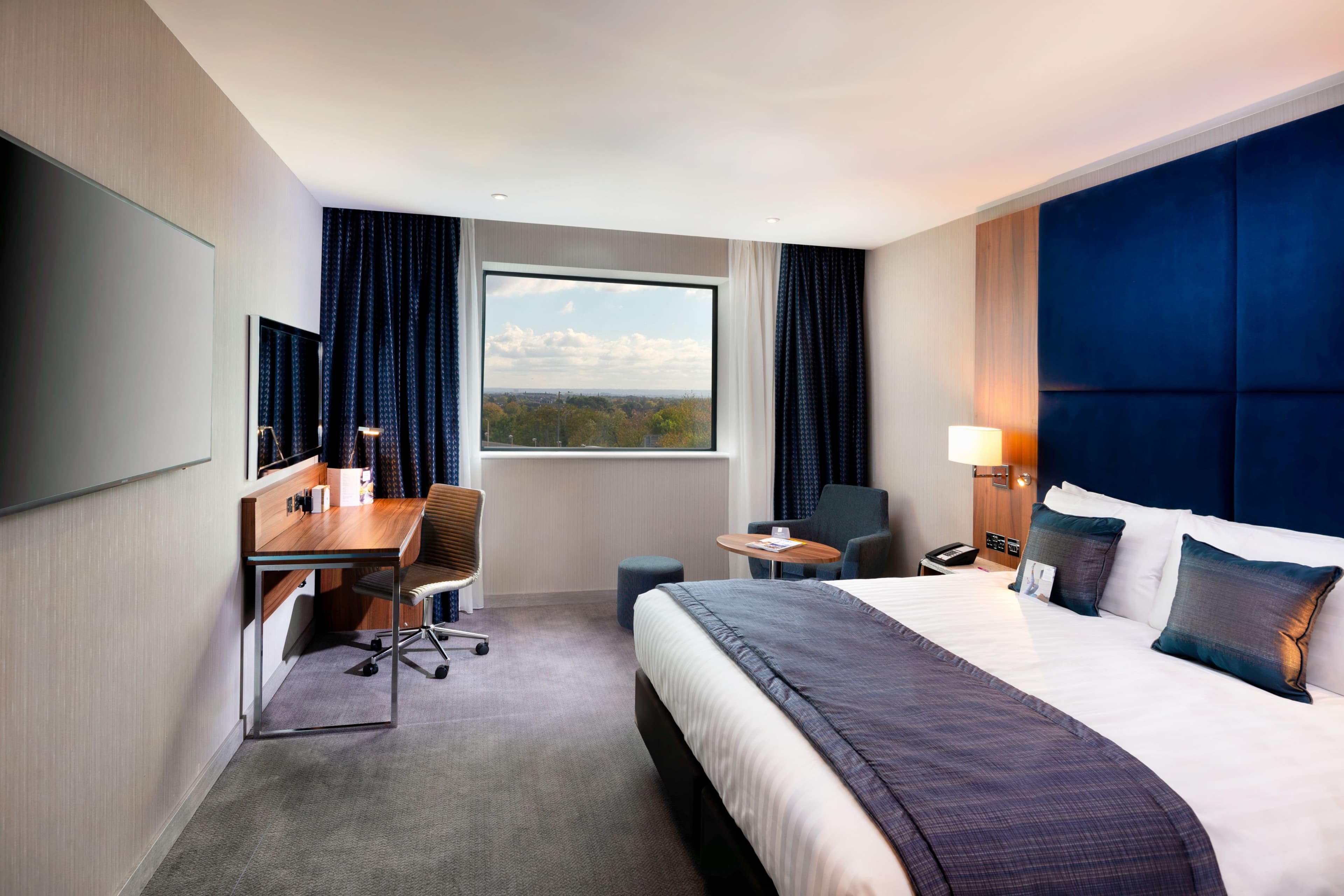 Crowne Plaza London Heathrow T4 — 2
