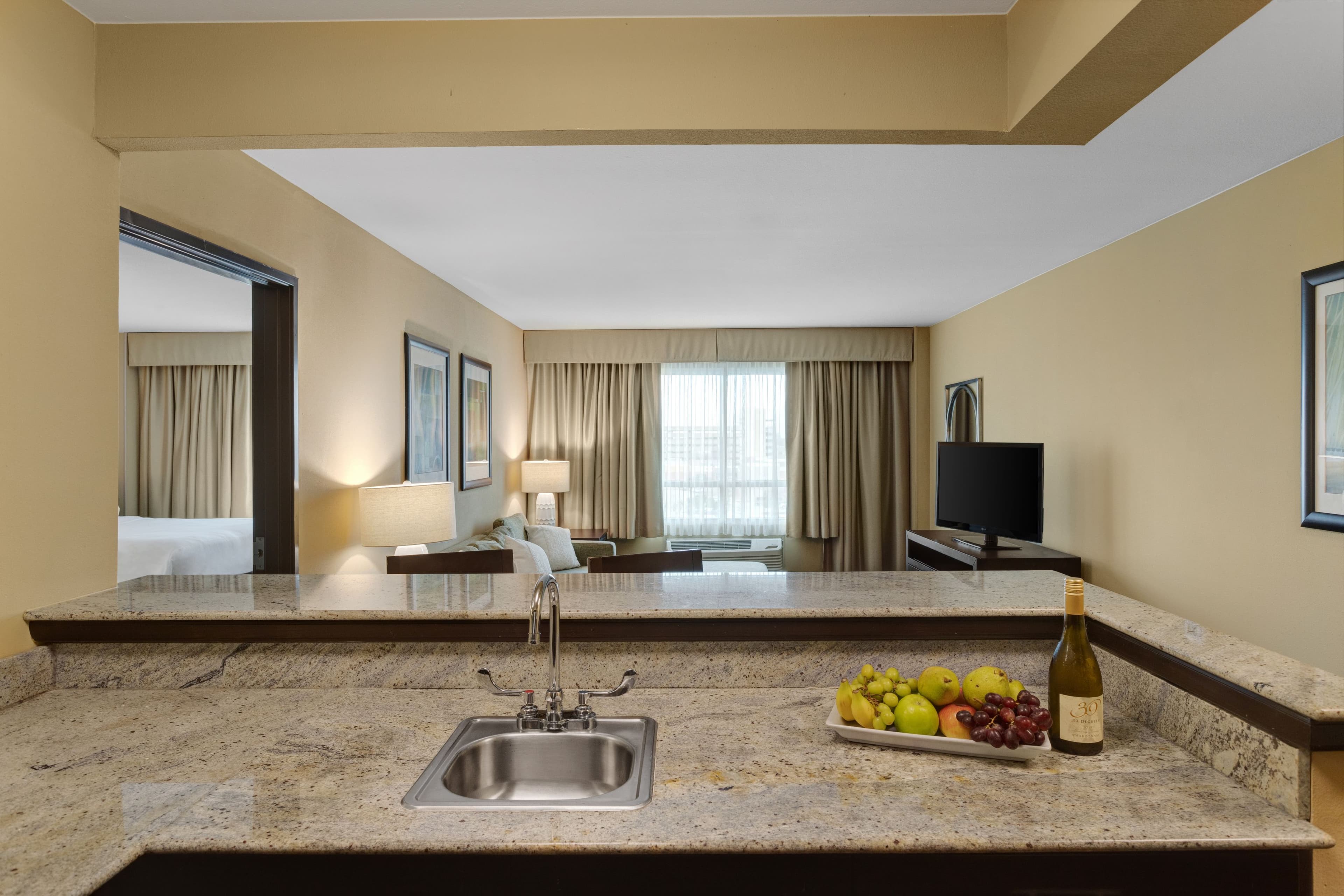 Crowne Plaza Houston Galleria Area — 52