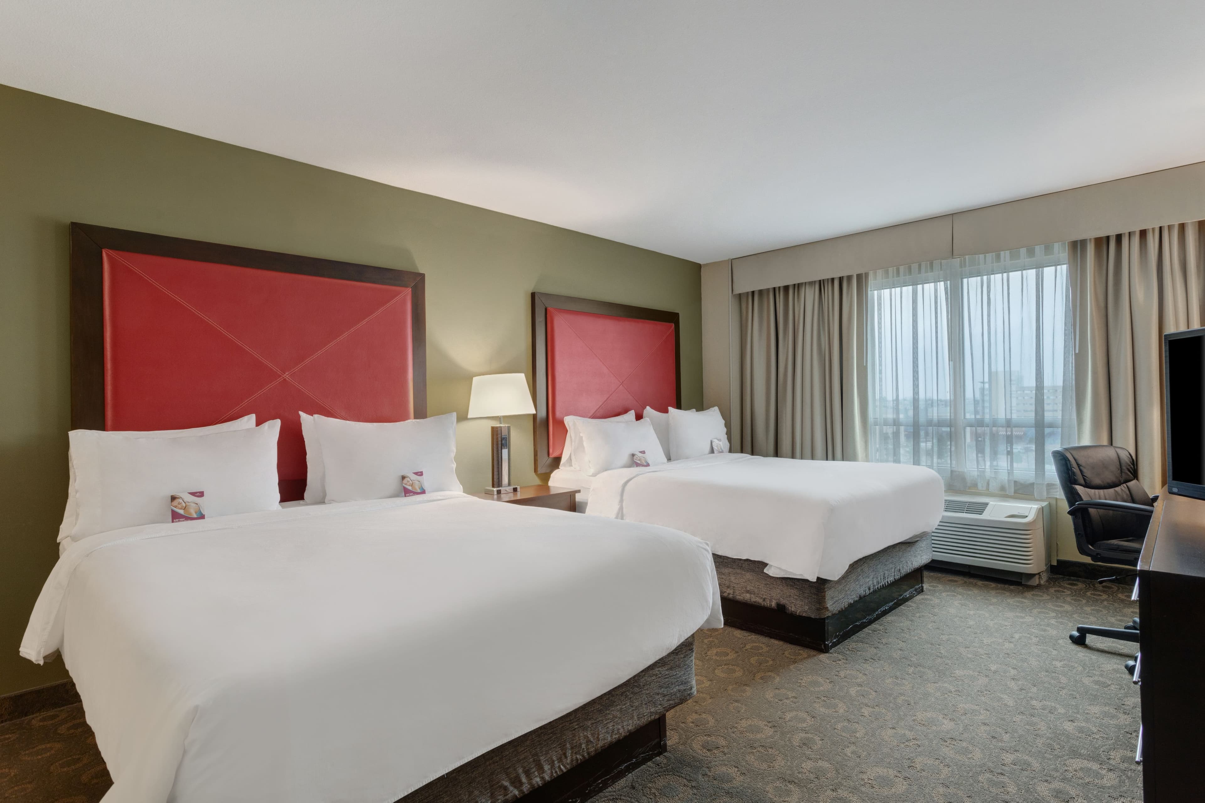 Crowne Plaza Houston Galleria Area — 46