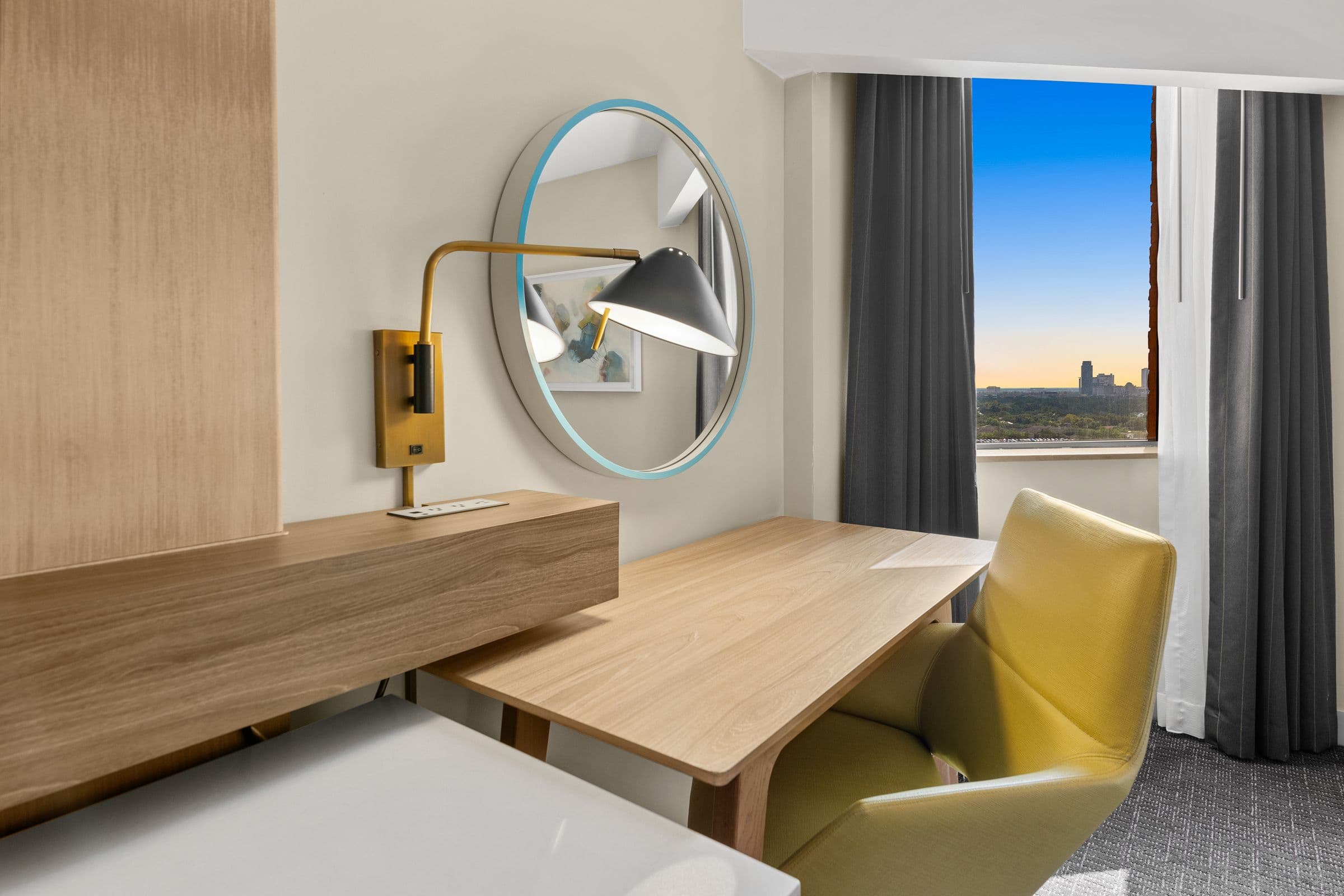 Crowne Plaza Houston Med Ctr-Galleria Area — 15