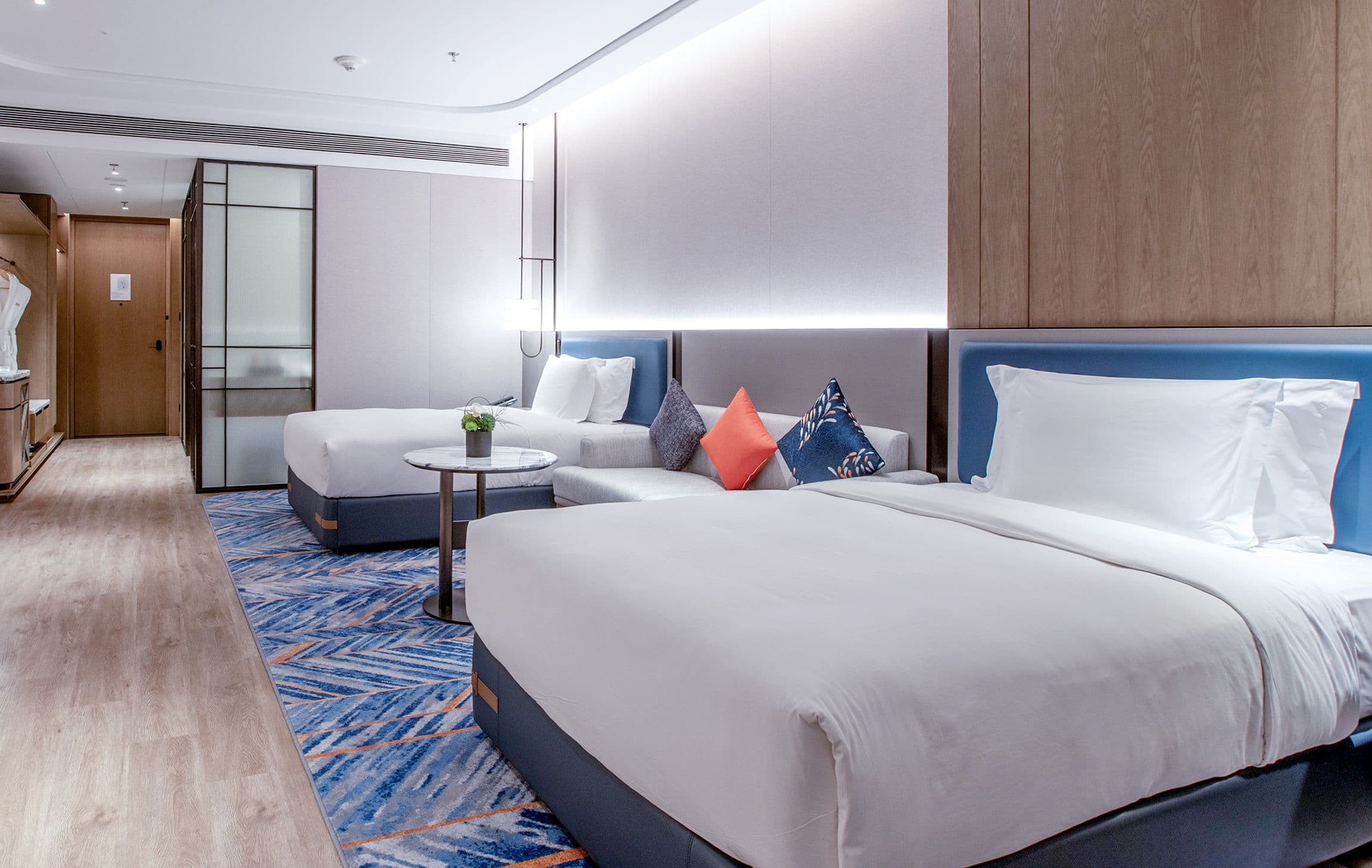 Crowne Plaza Huaihua - Image 2