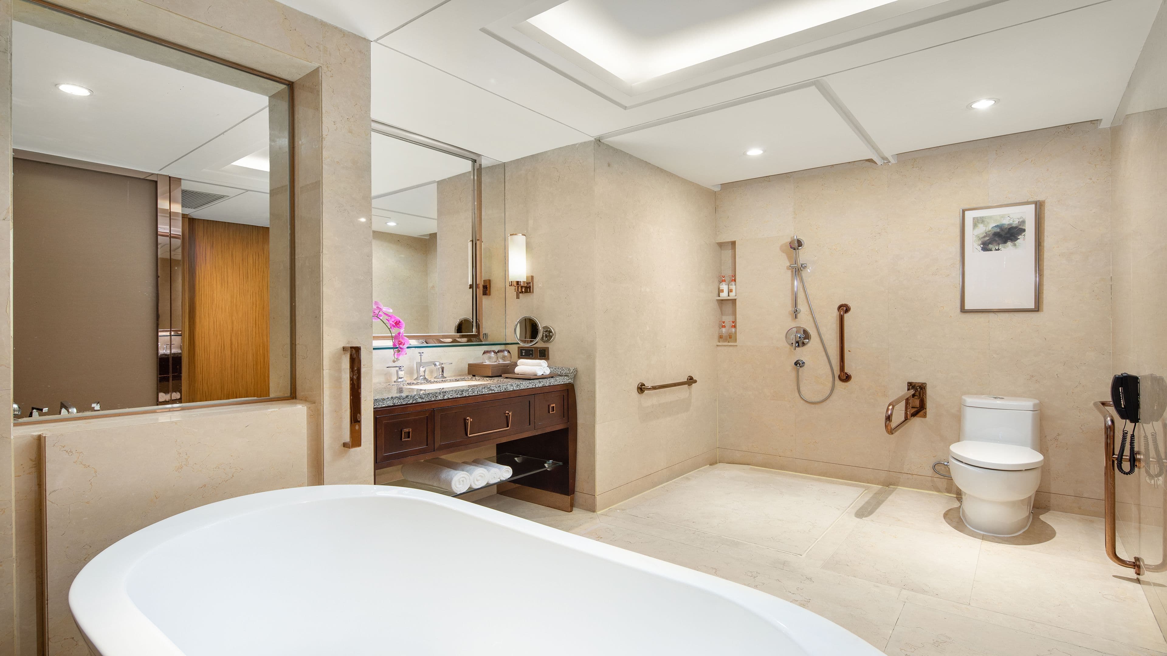 Crowne Plaza Huangshan Yucheng — 7