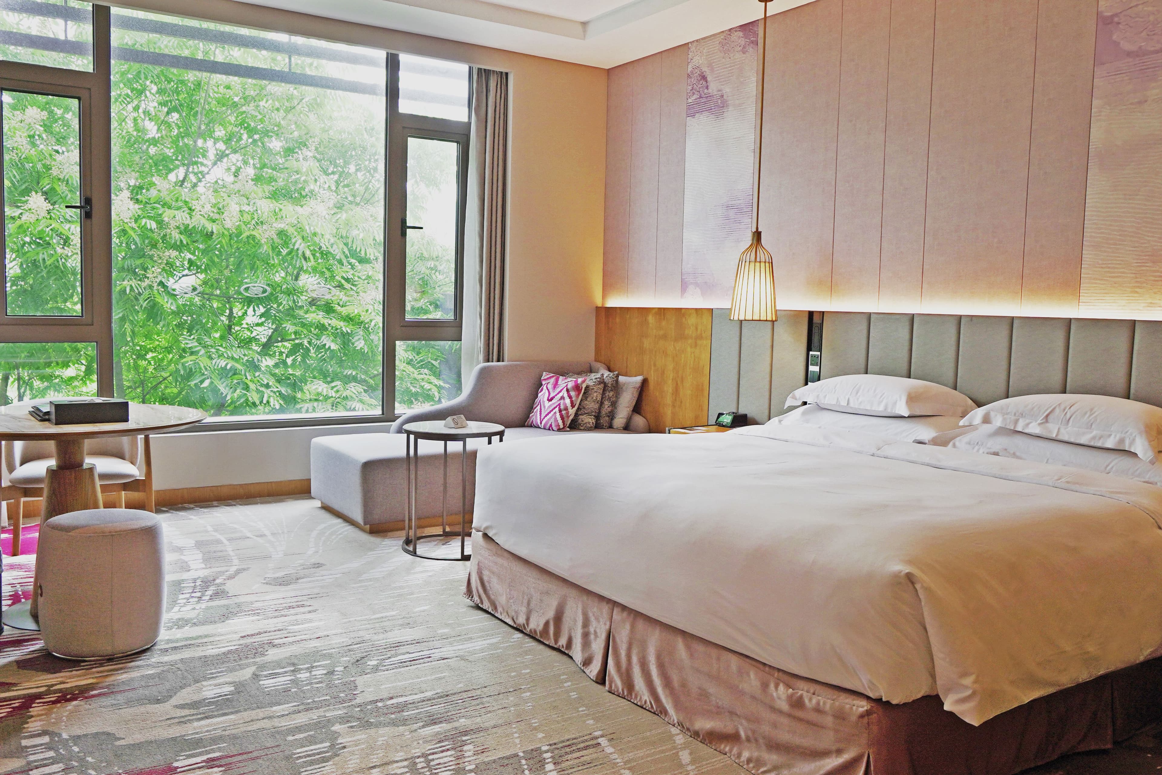 Crowne Plaza Huzhou - Image 3