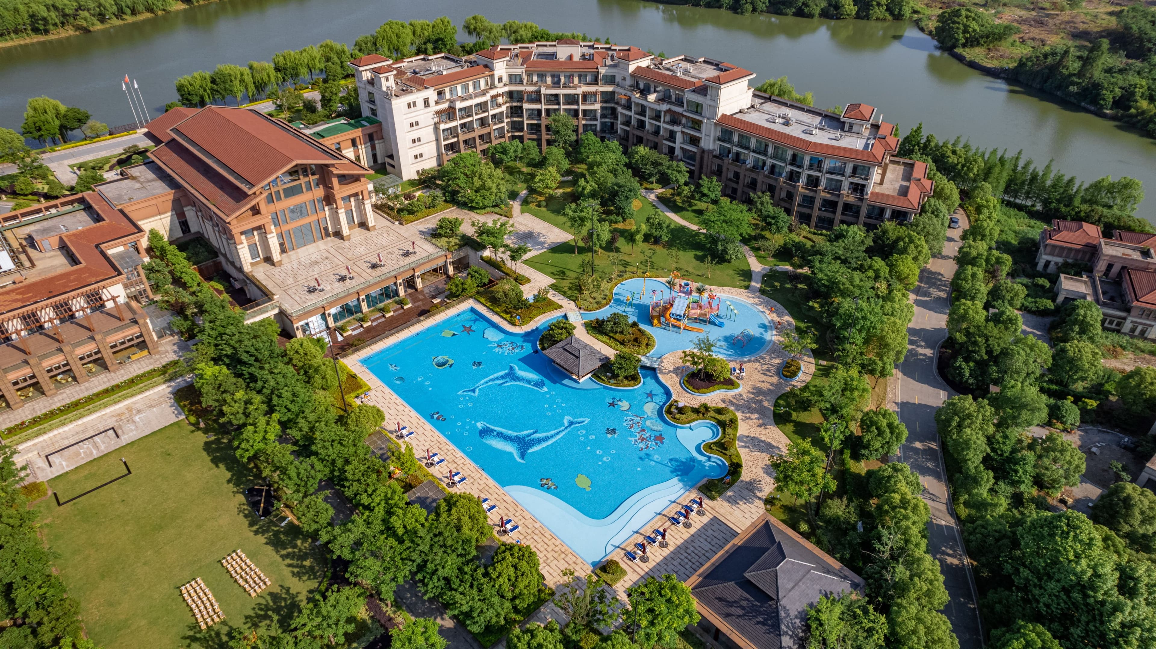 Crowne Plaza Huzhou - Image 1