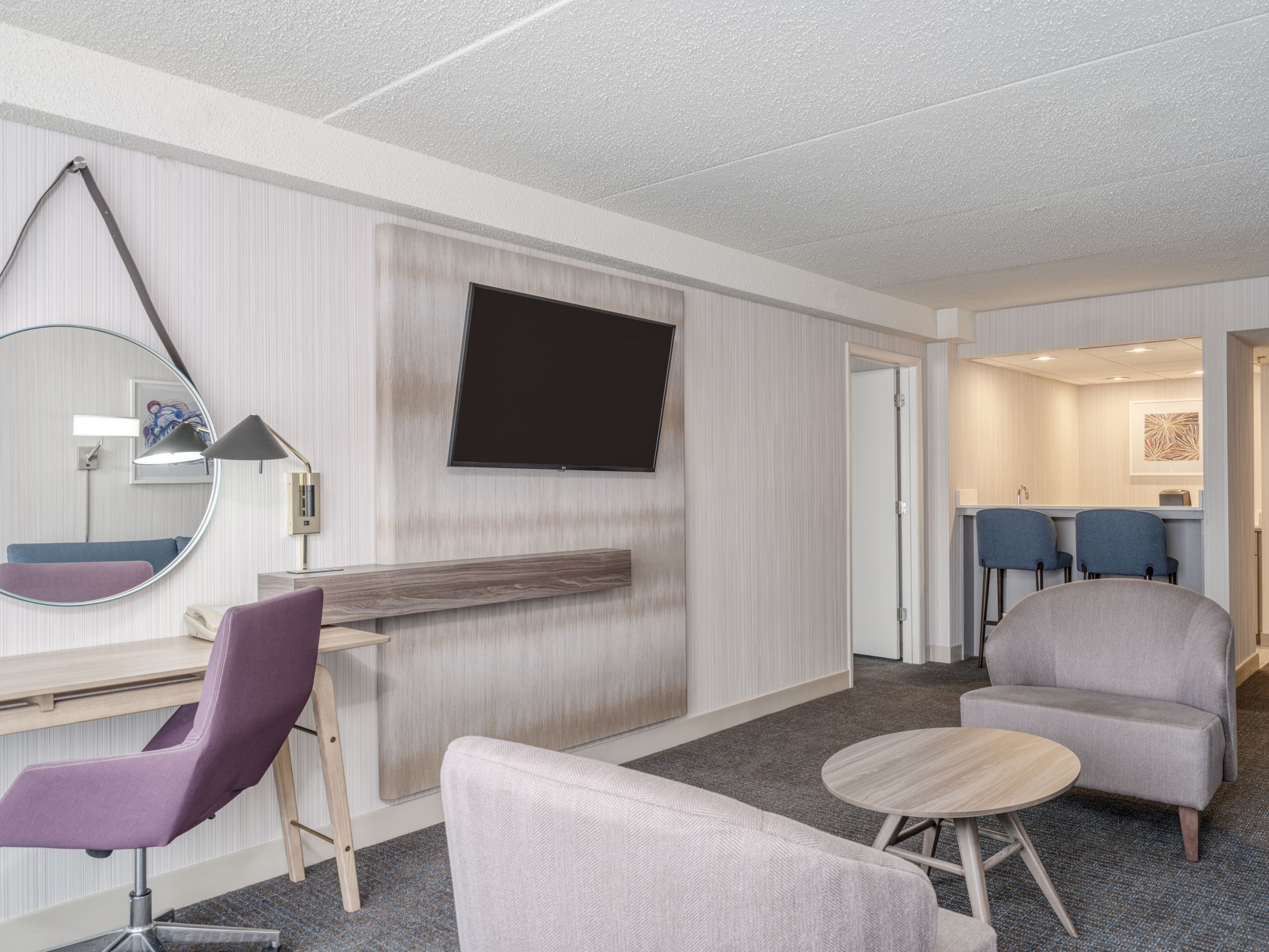 Crowne Plaza Indianapolis-Airport — 46