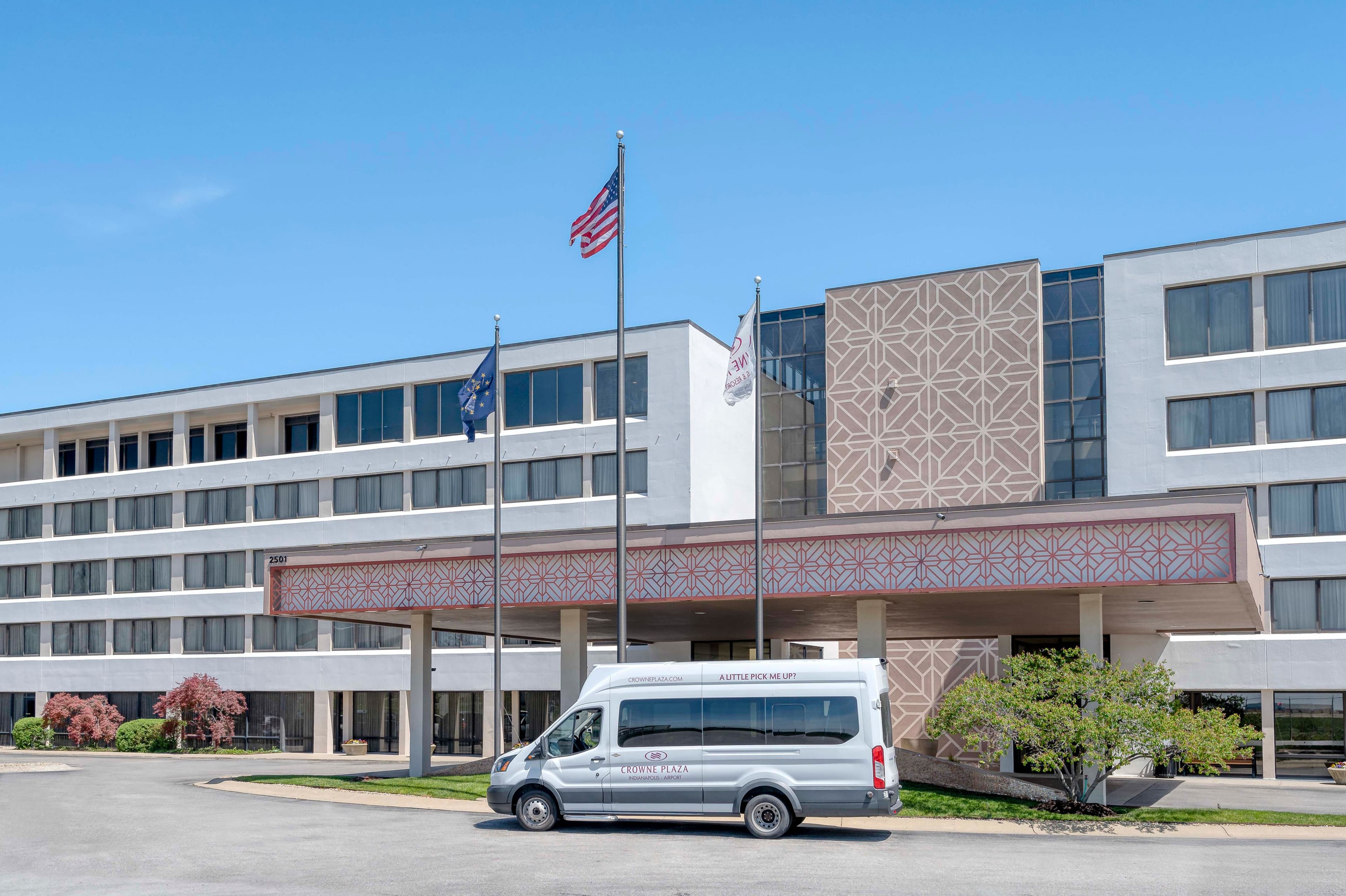 Crowne Plaza Indianapolis-Airport - Image 1