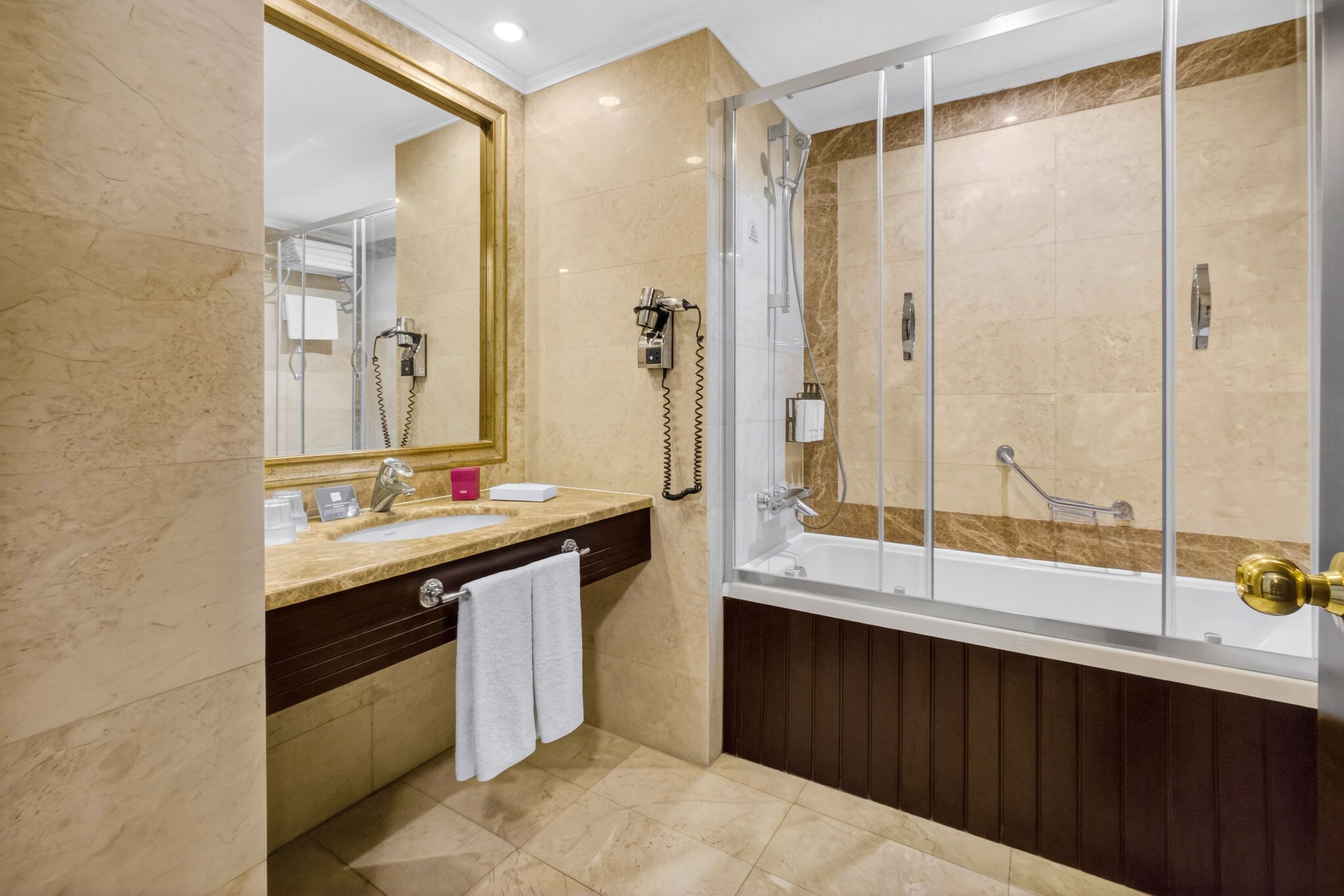 Crowne Plaza Istanbul - Old City - Image 5