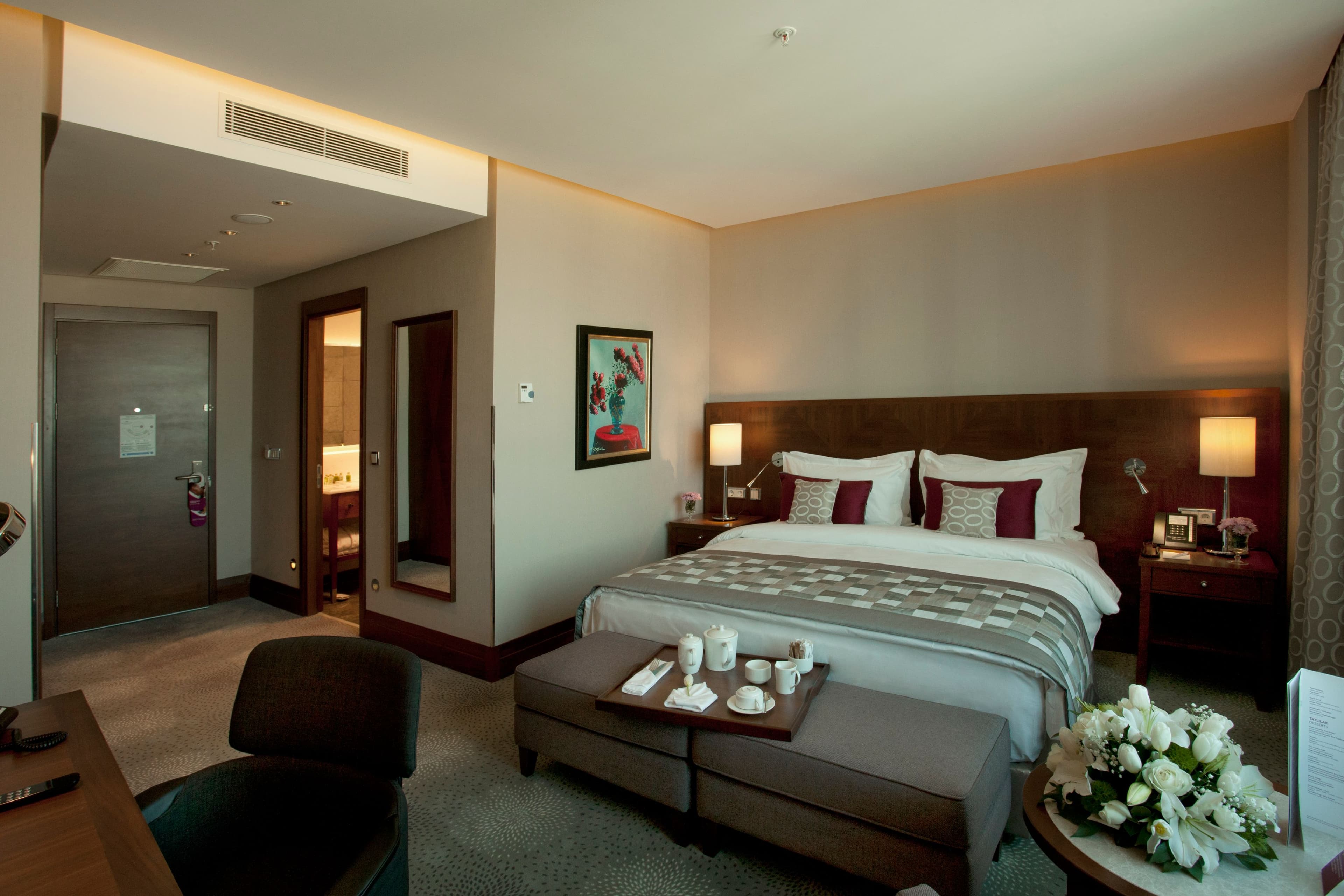 Crowne Plaza Istanbul - Oryapark - Image 3