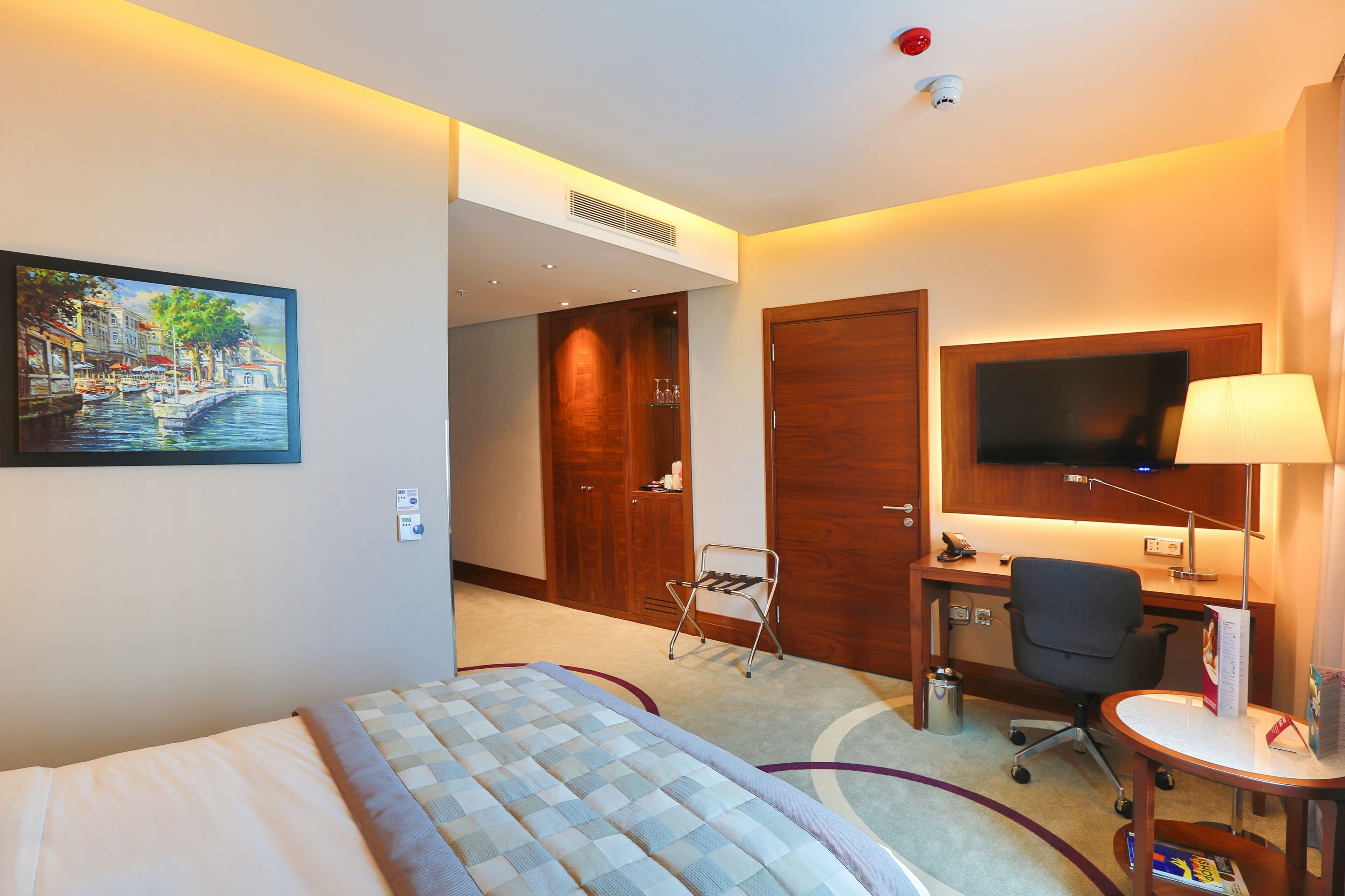 Crowne Plaza Istanbul - Oryapark — 13