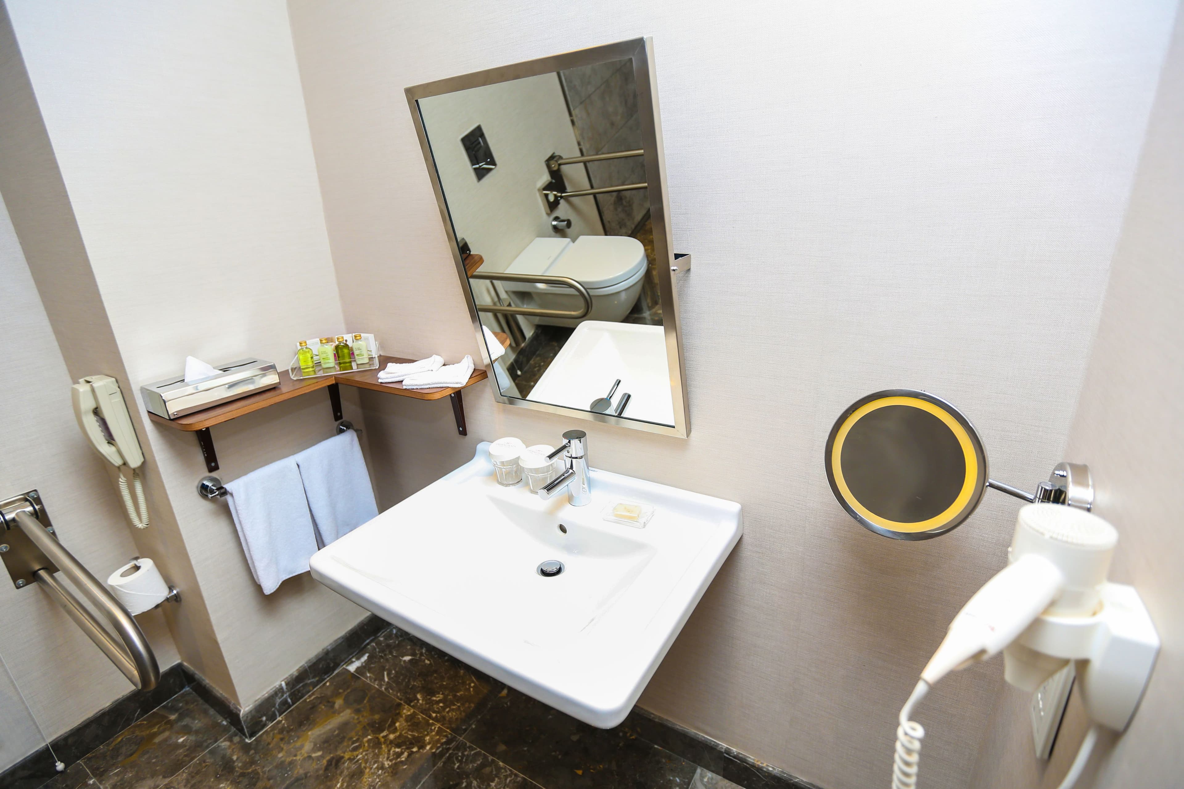 Crowne Plaza Istanbul - Oryapark — 14