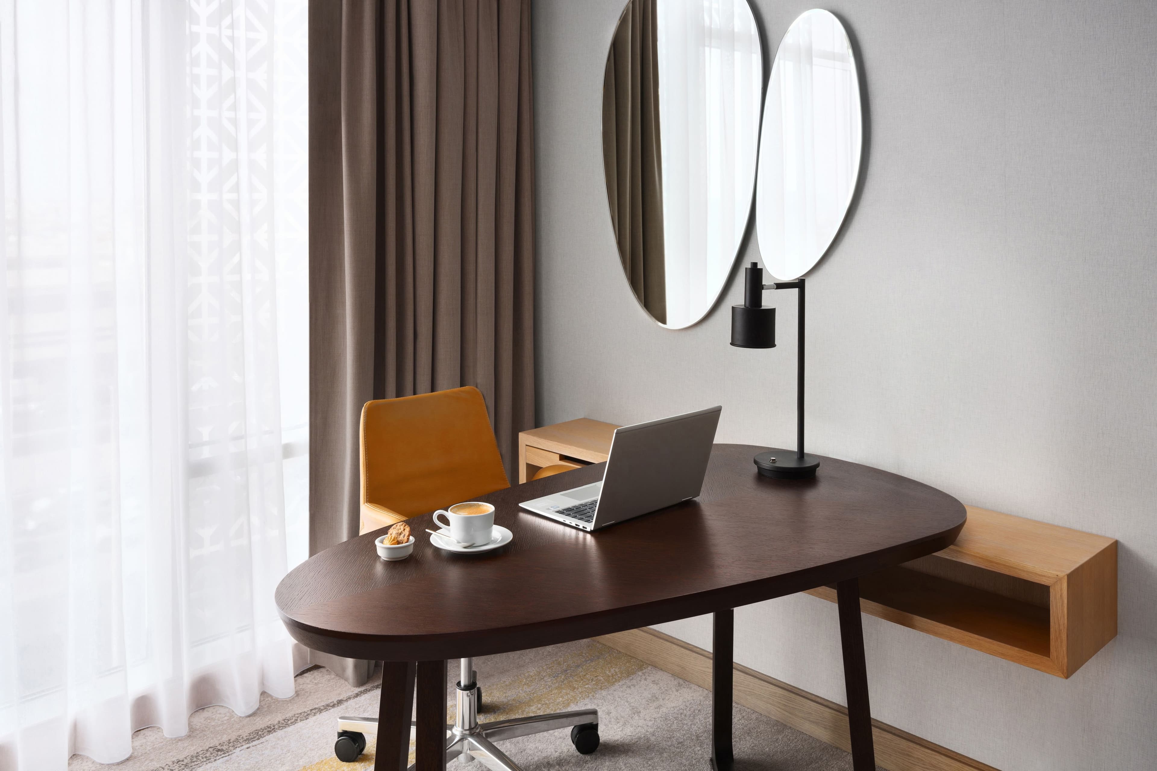 Crowne Plaza Jeddah Al Salam - Image 5