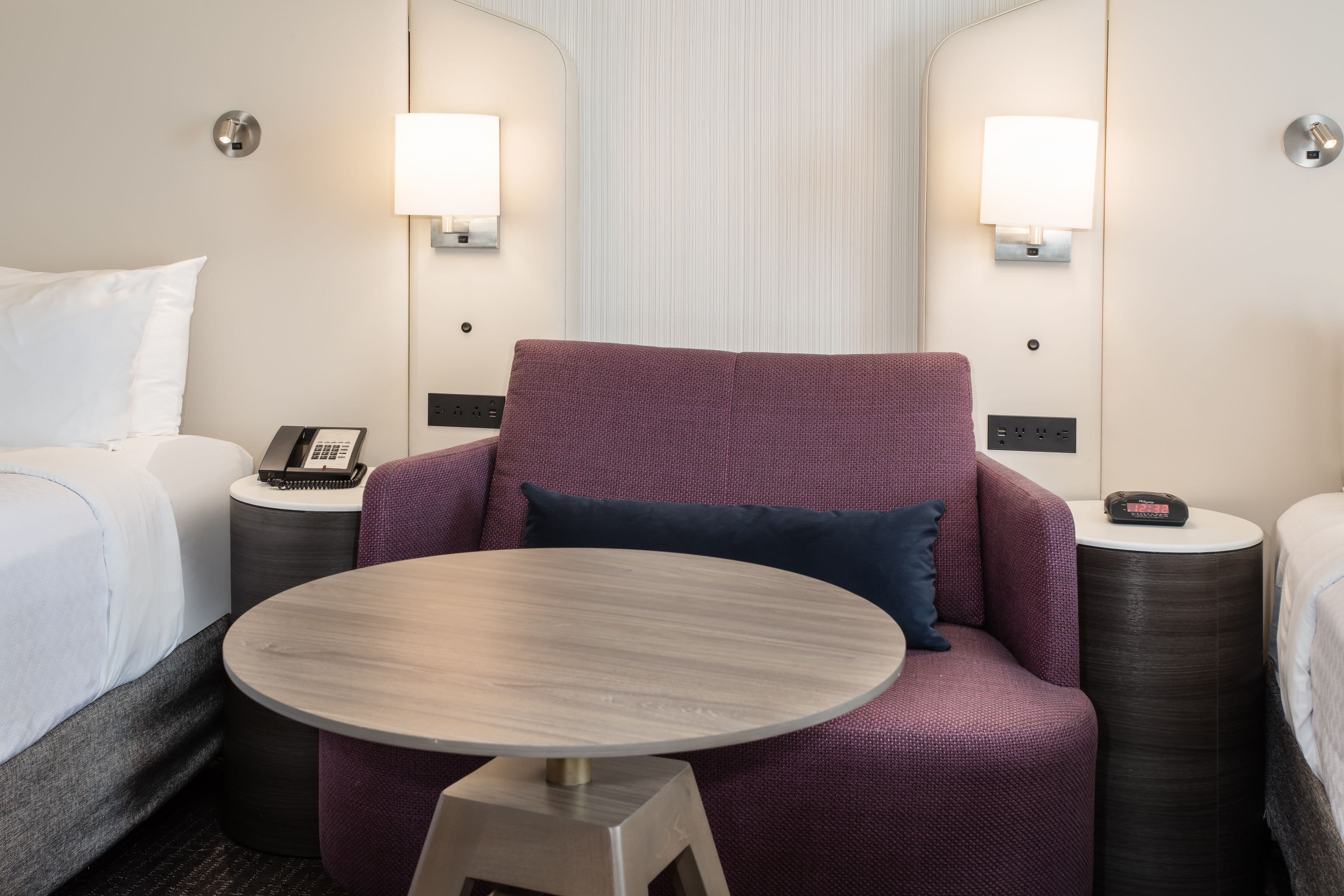 Crowne Plaza Kansas City Downtown — 17