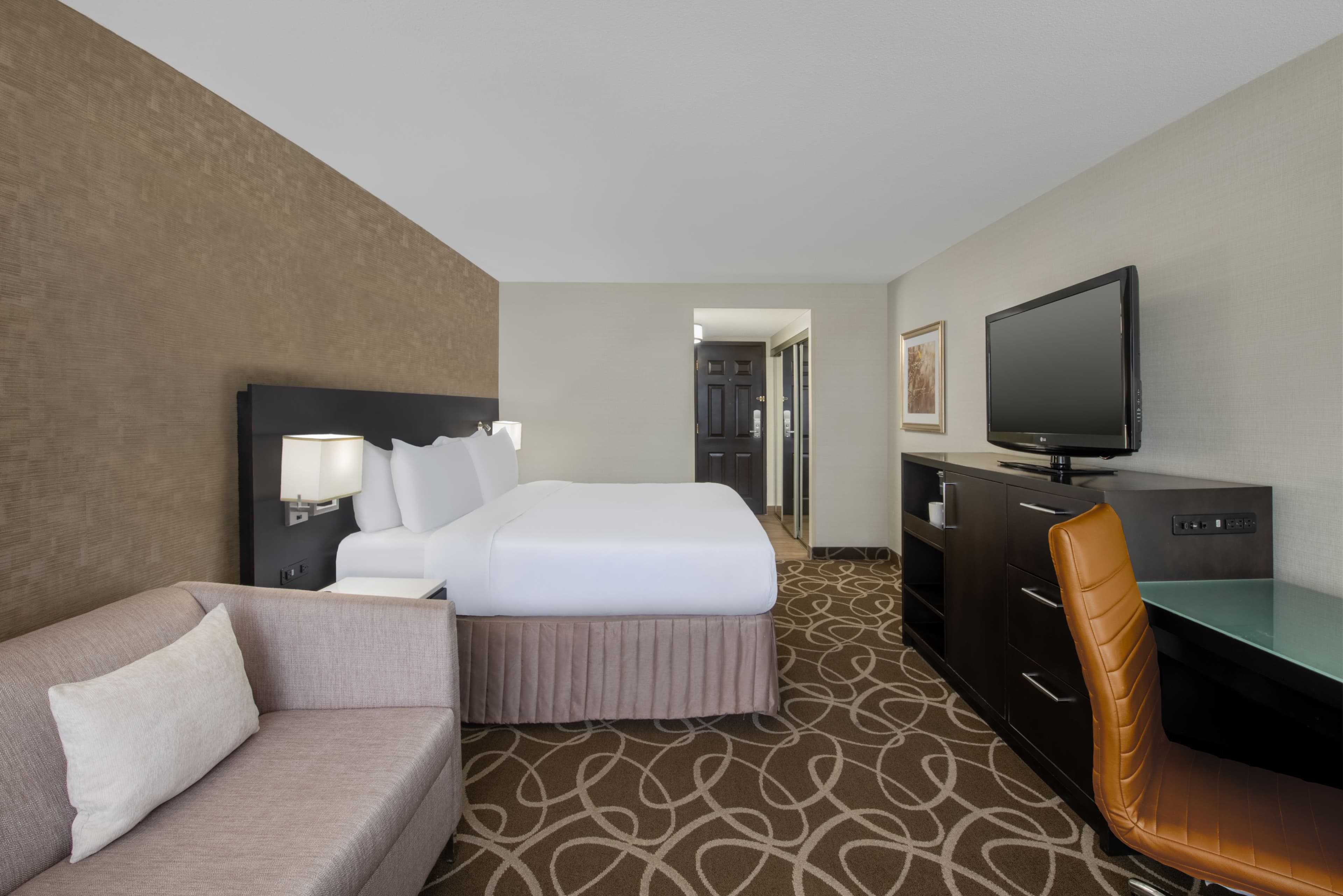 Crowne Plaza Kitchener-Waterloo — 10
