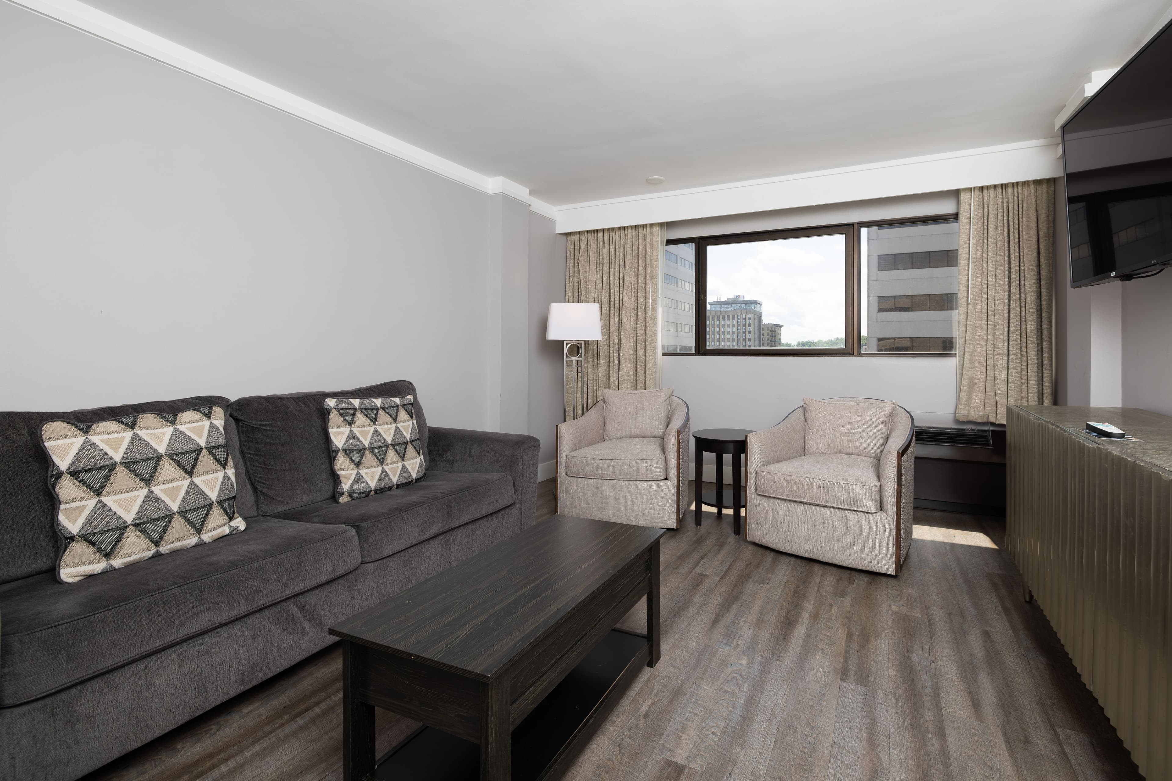 Crowne Plaza Knoxville Downtown University — 28