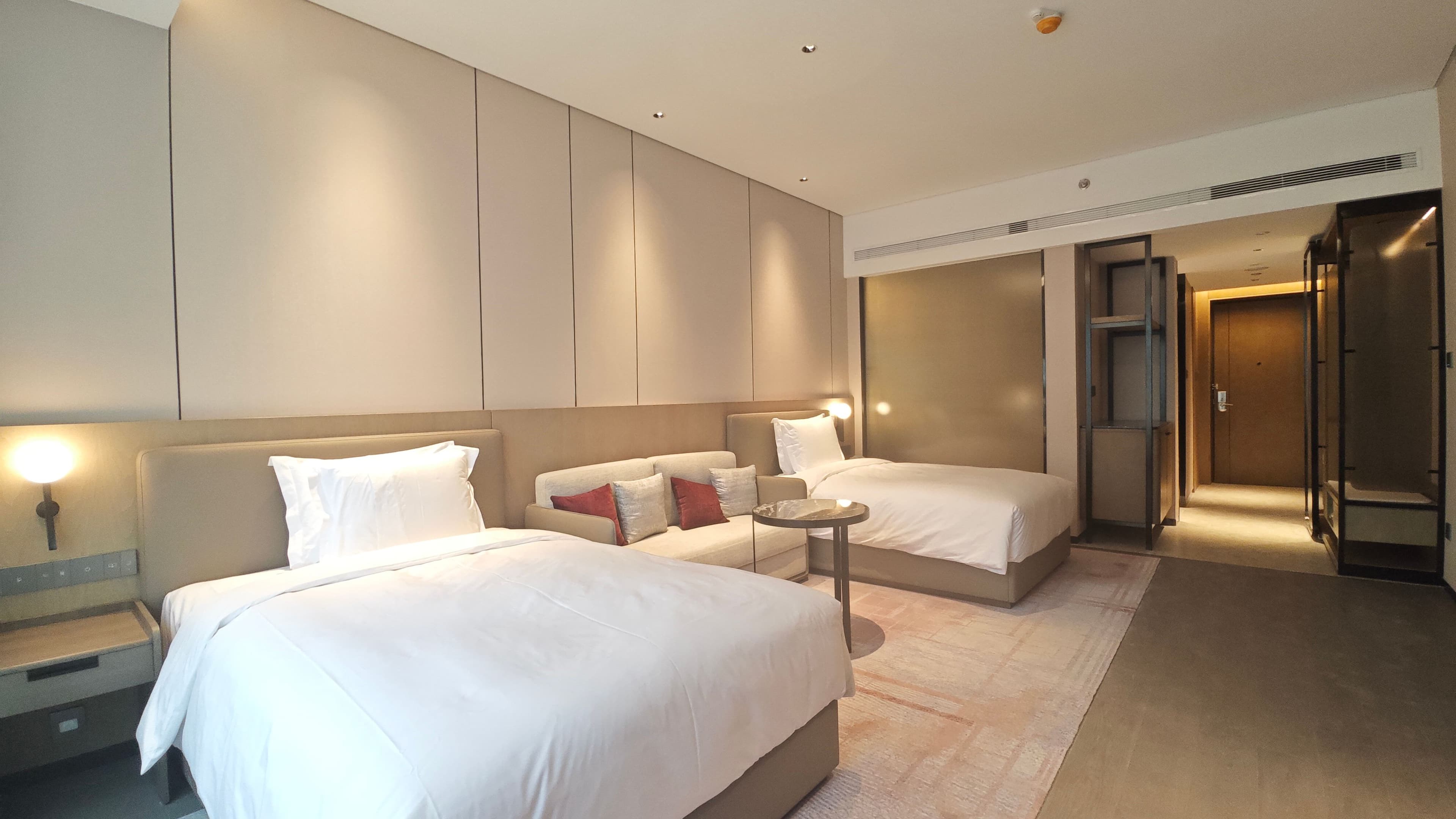 Crowne Plaza Lanzhou New Area - Image 3