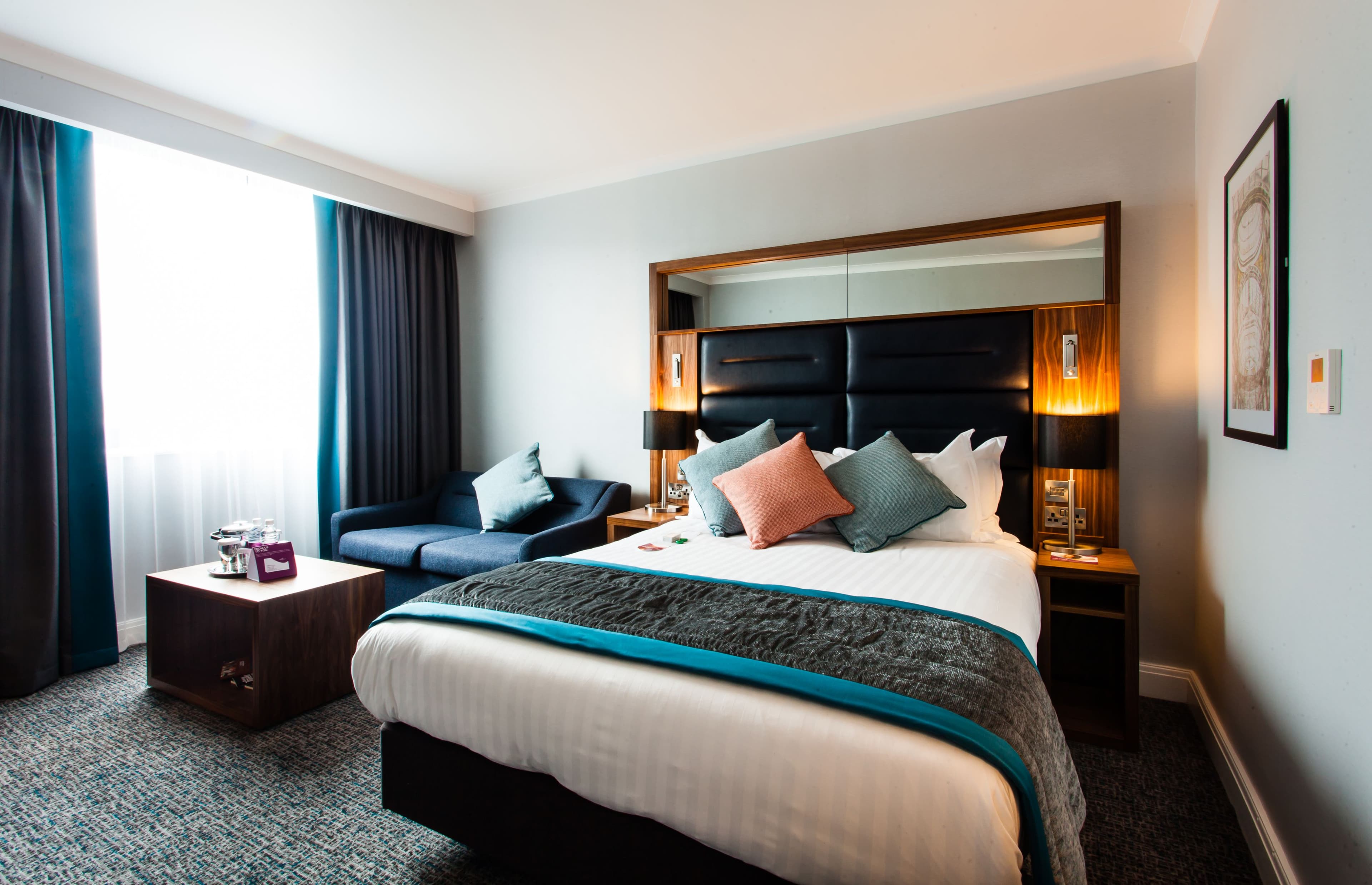 Crowne Plaza Leeds - Image 3