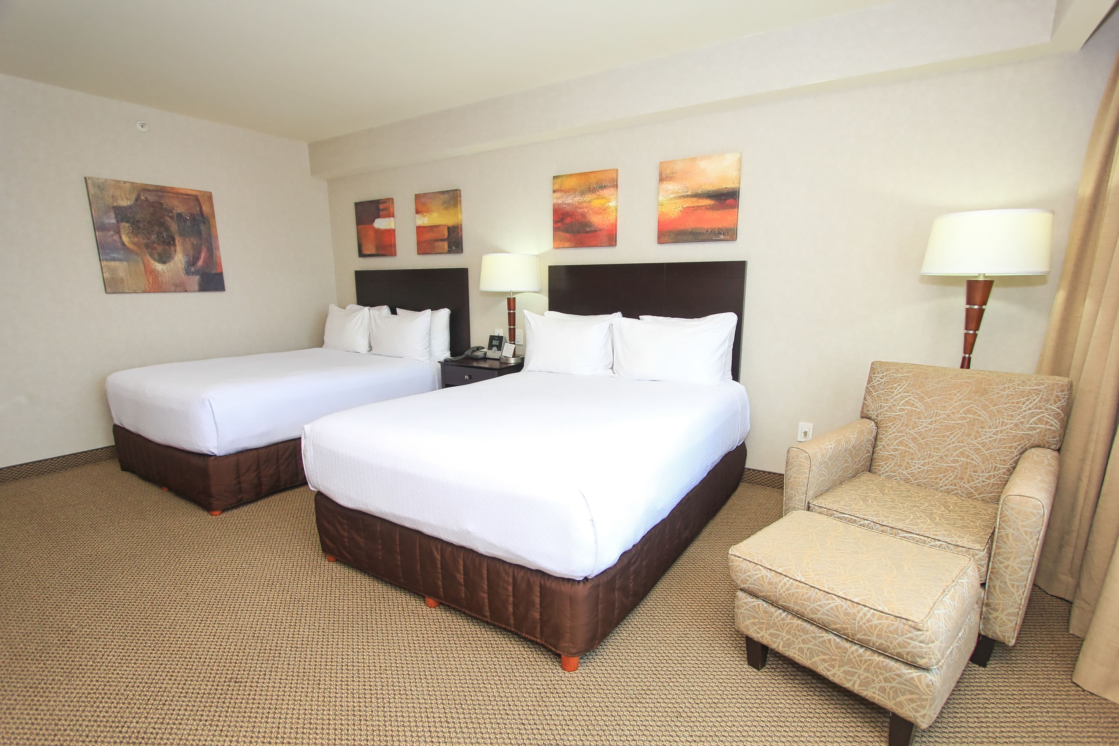 Crowne Plaza Leon - Image 3