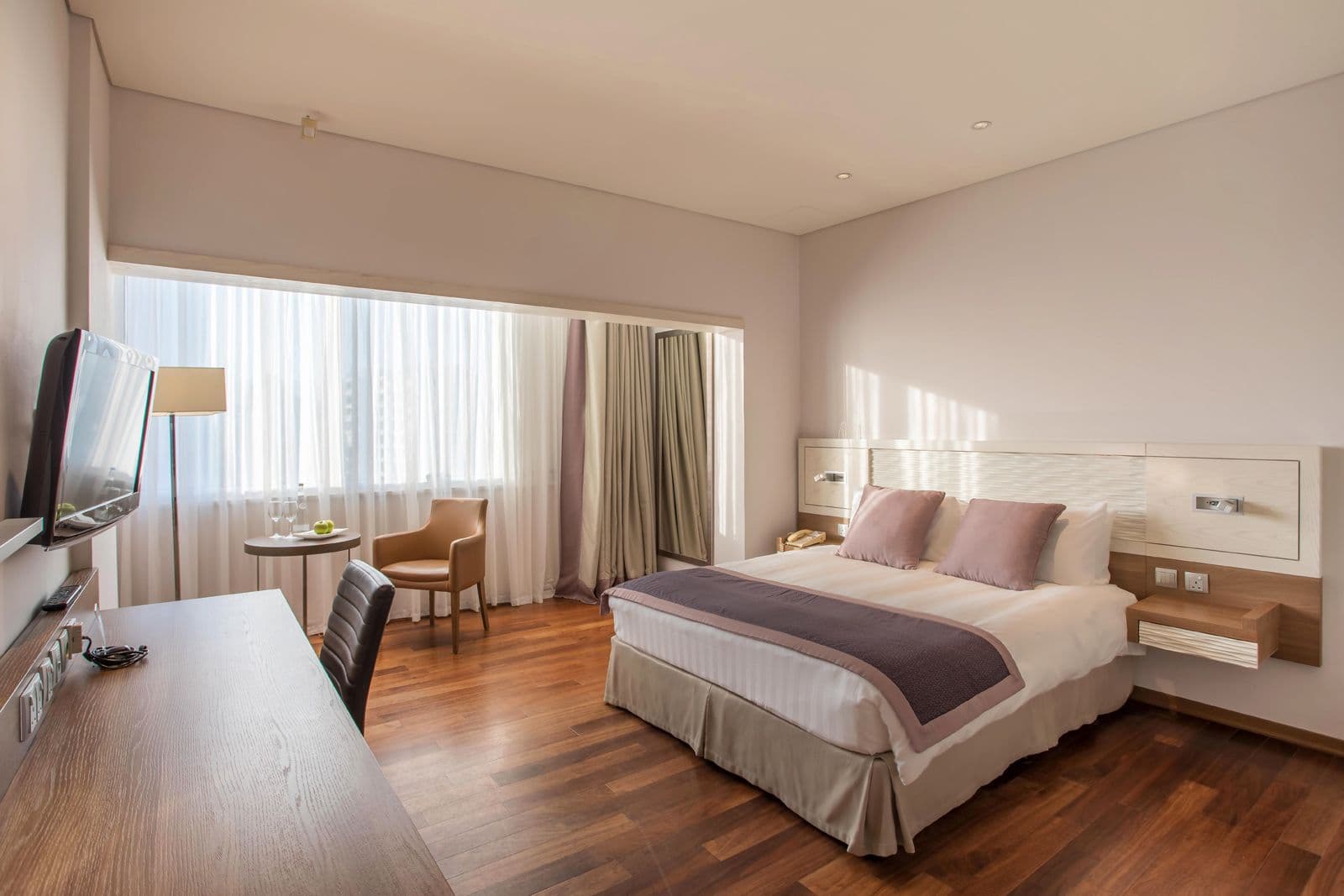Crowne Plaza Limassol — 6