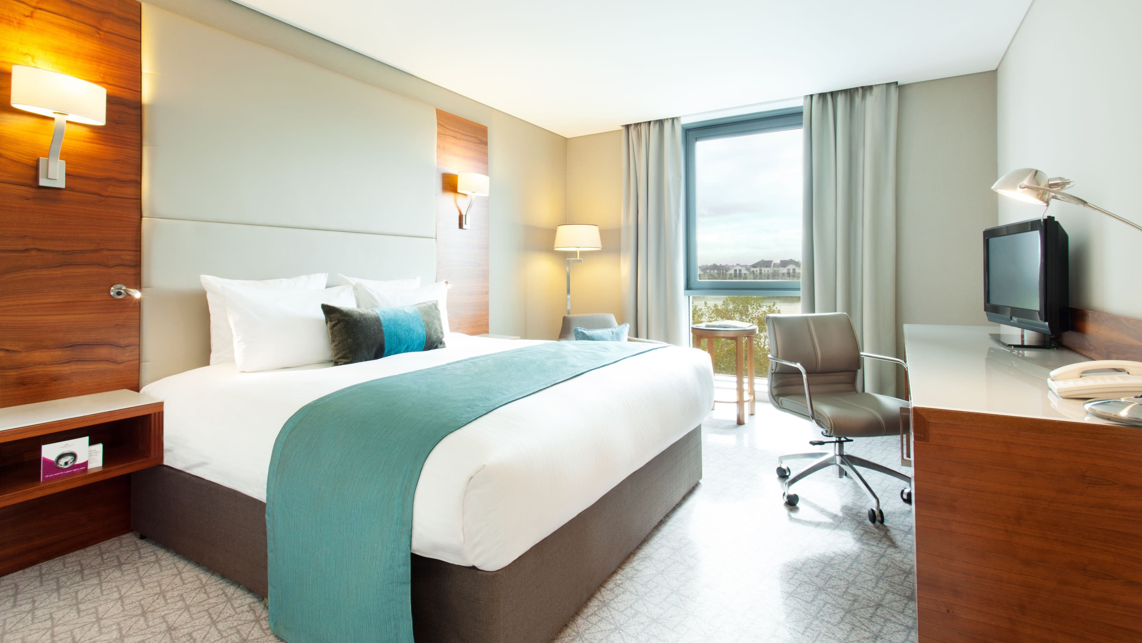 Crowne Plaza London Docklands — 9