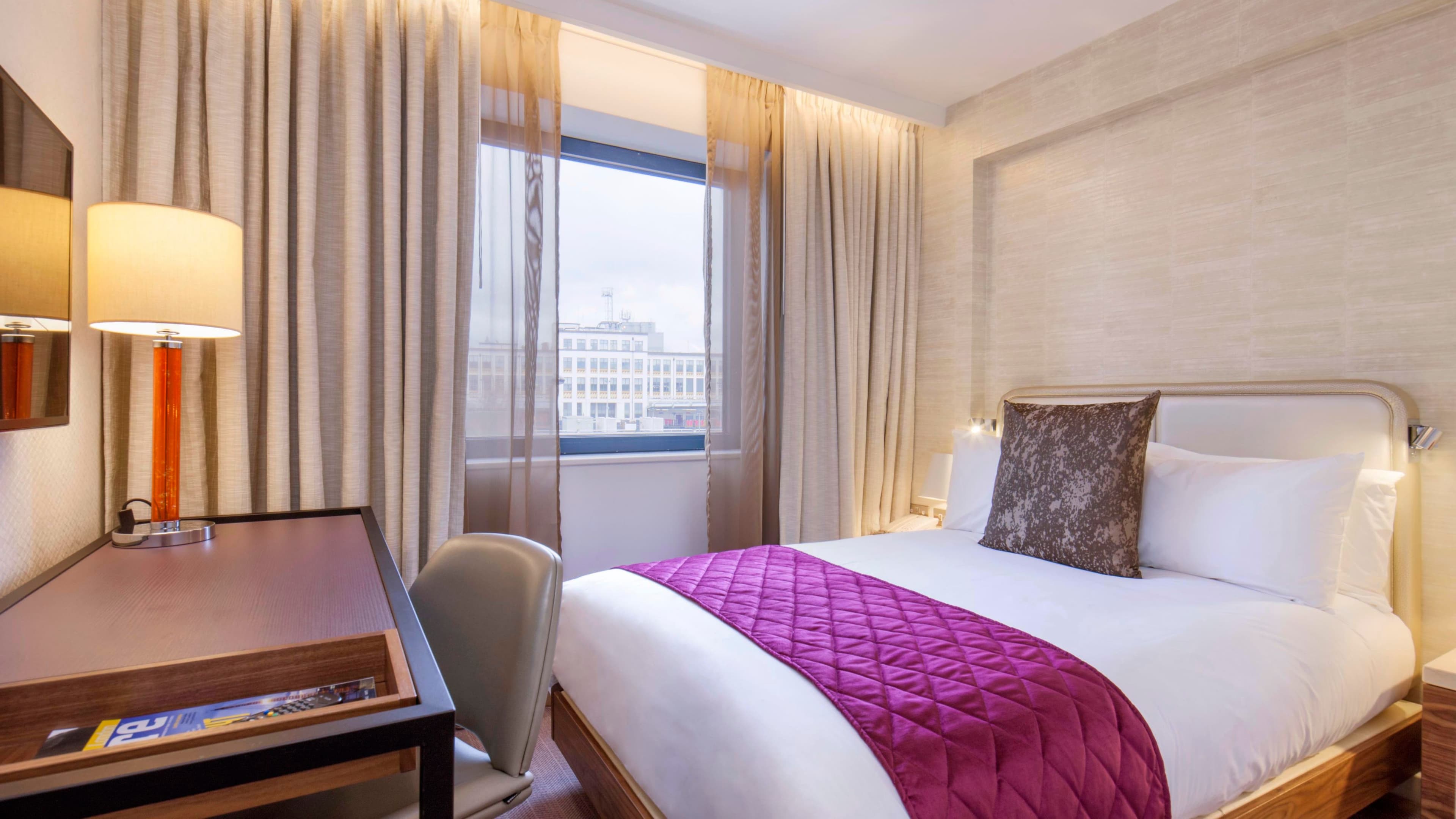 Crowne Plaza London - Kings Cross - Image 4