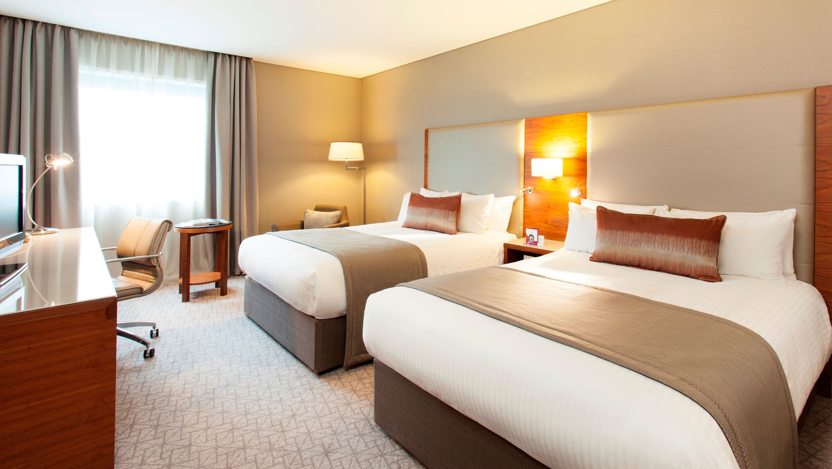 Crowne Plaza London Docklands — 55