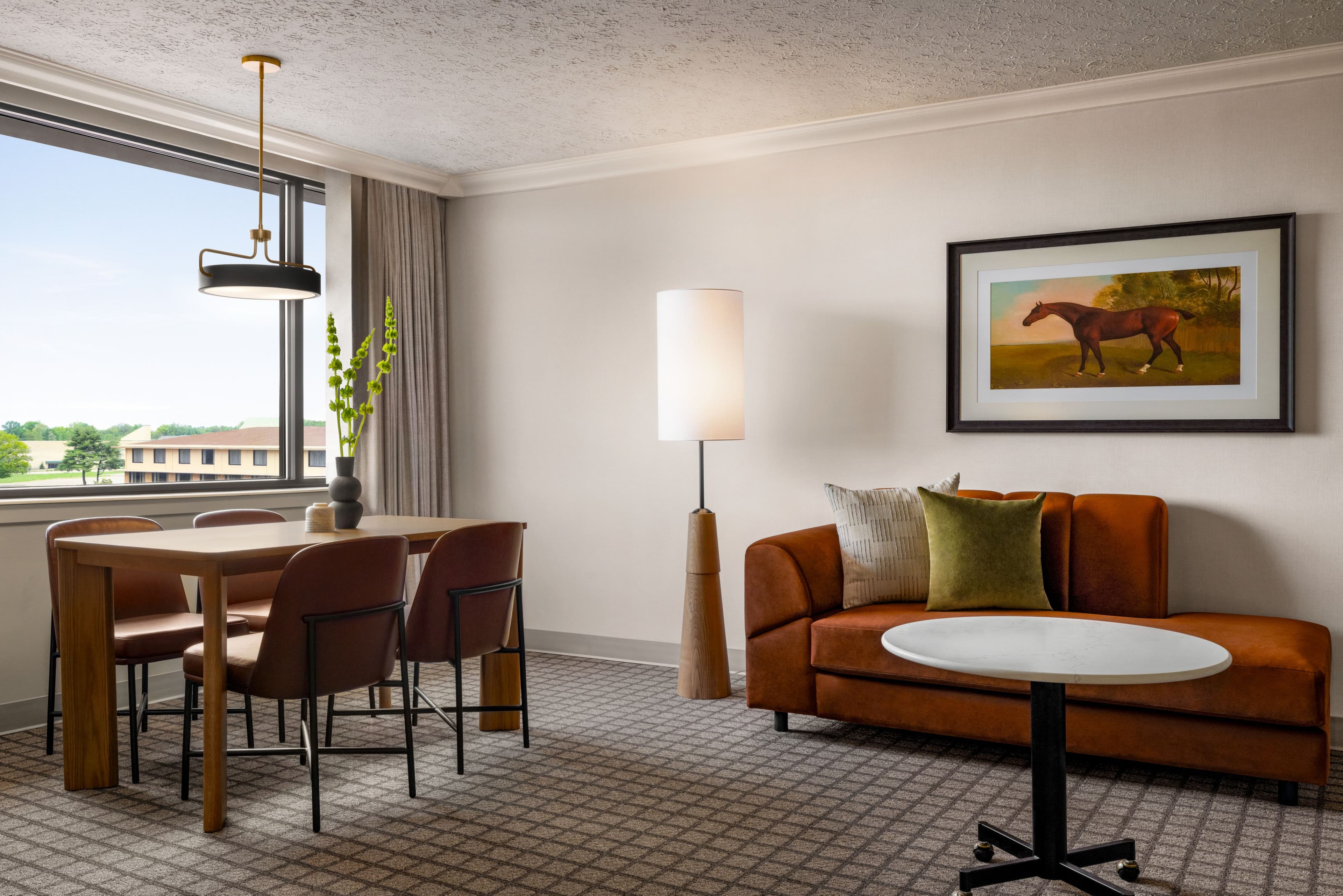 Crowne Plaza Louisville Airport Expo Ctr — 98