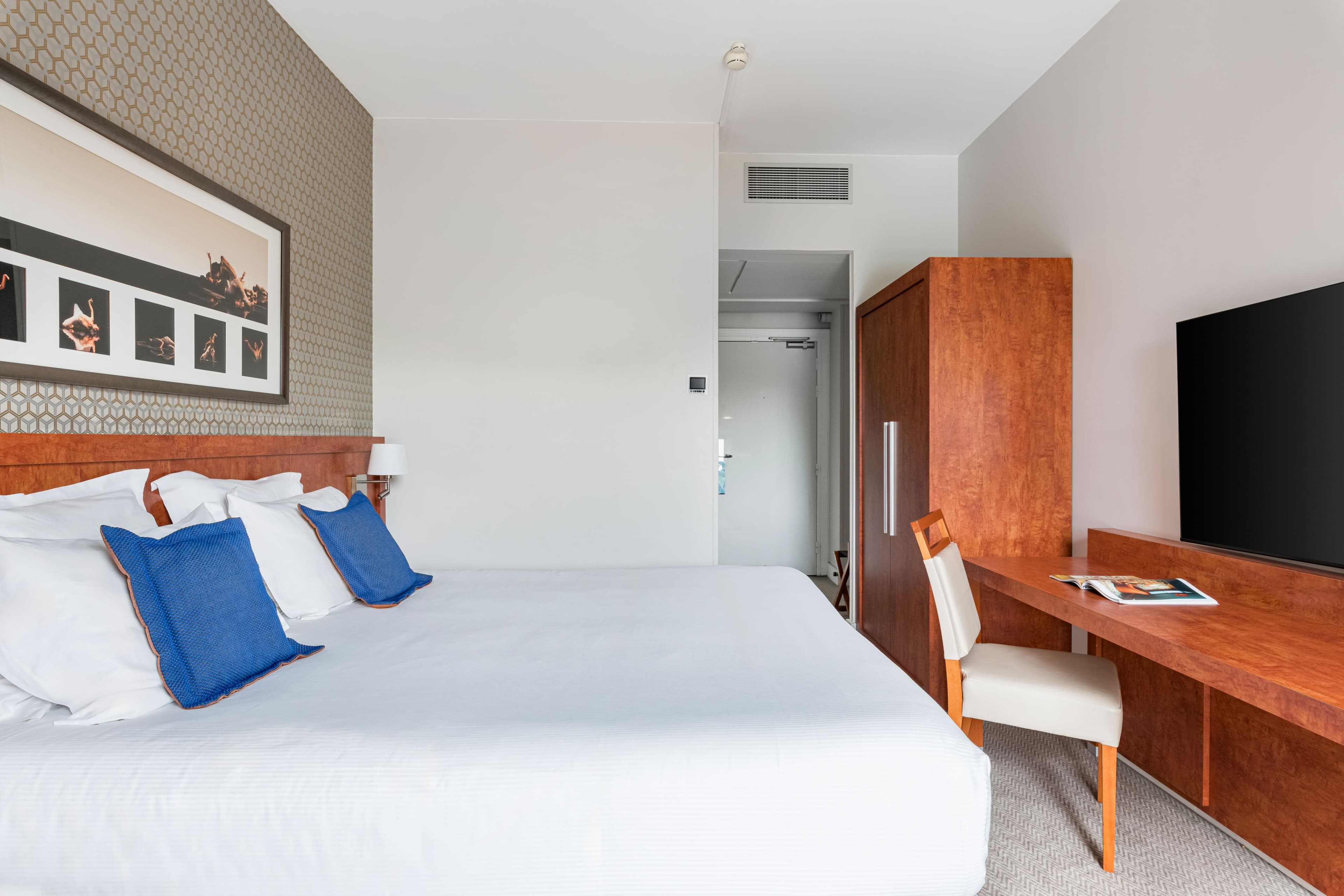 Crowne Plaza Lyon - Cite Internationale - Image 2