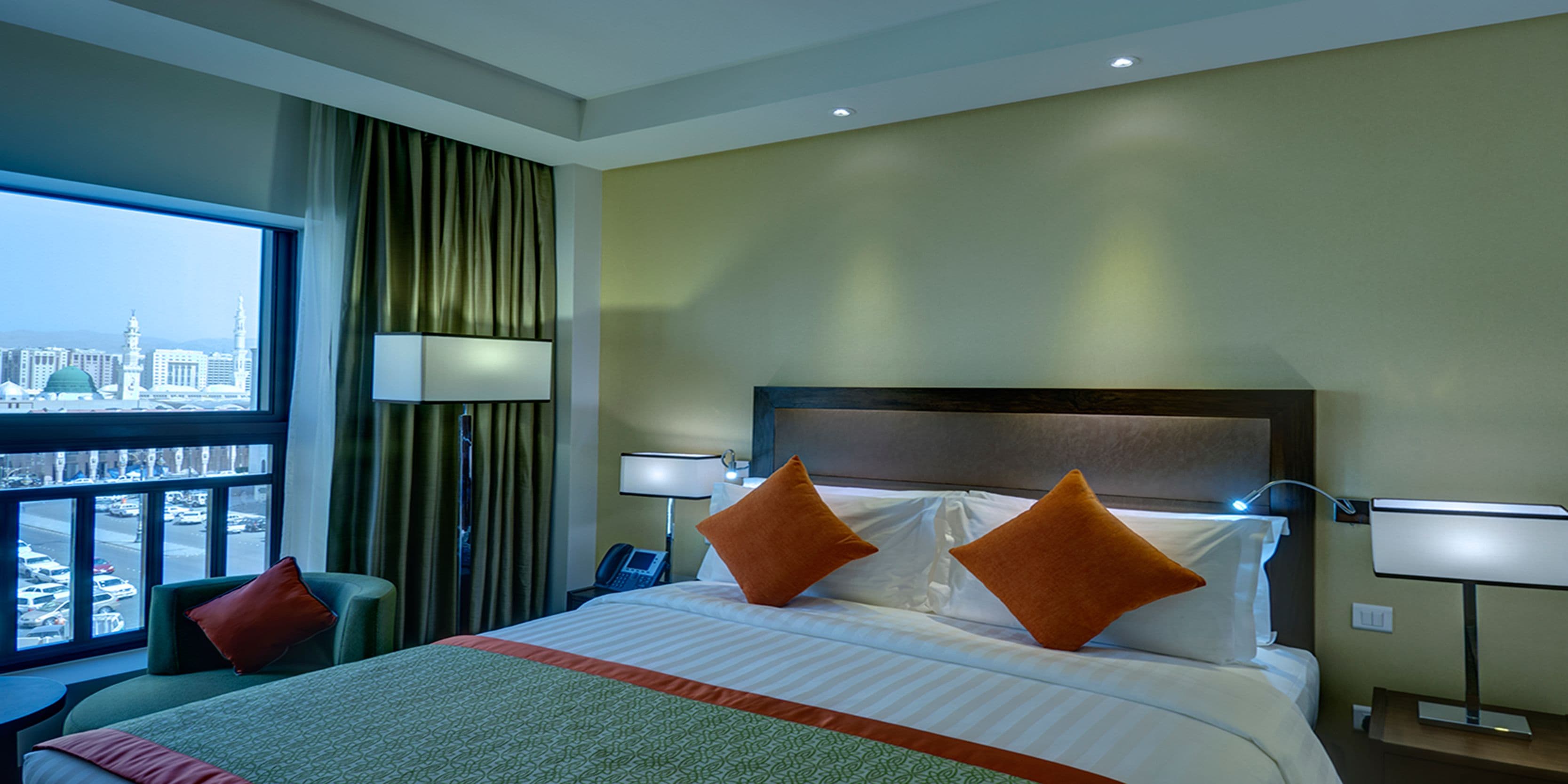 Crowne Plaza Madinah — 7